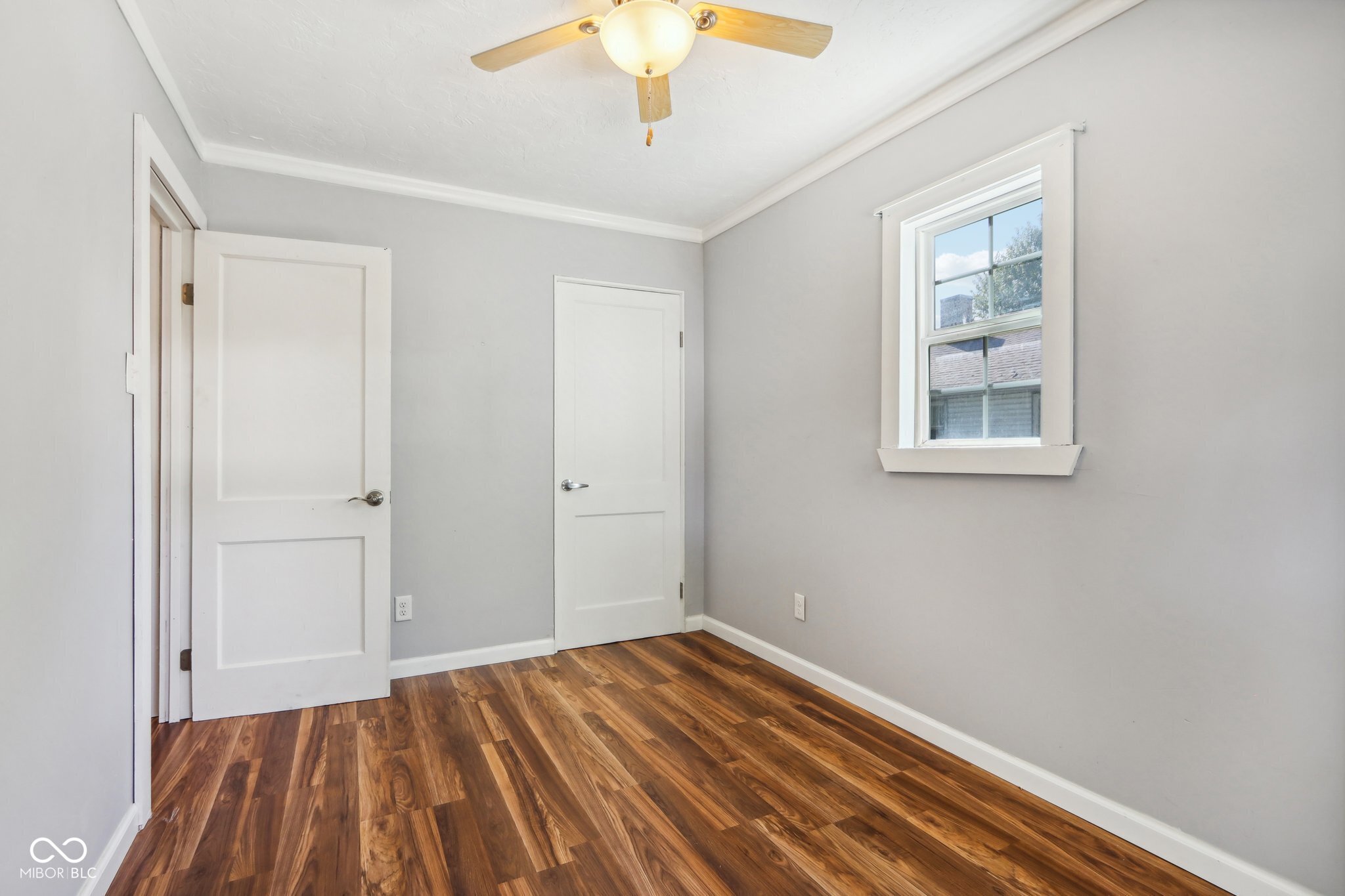 512 Marine Drive