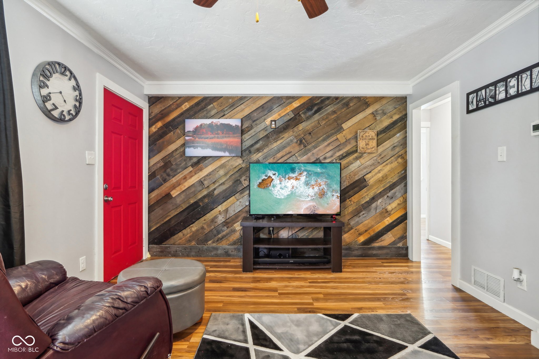 512 Marine Drive