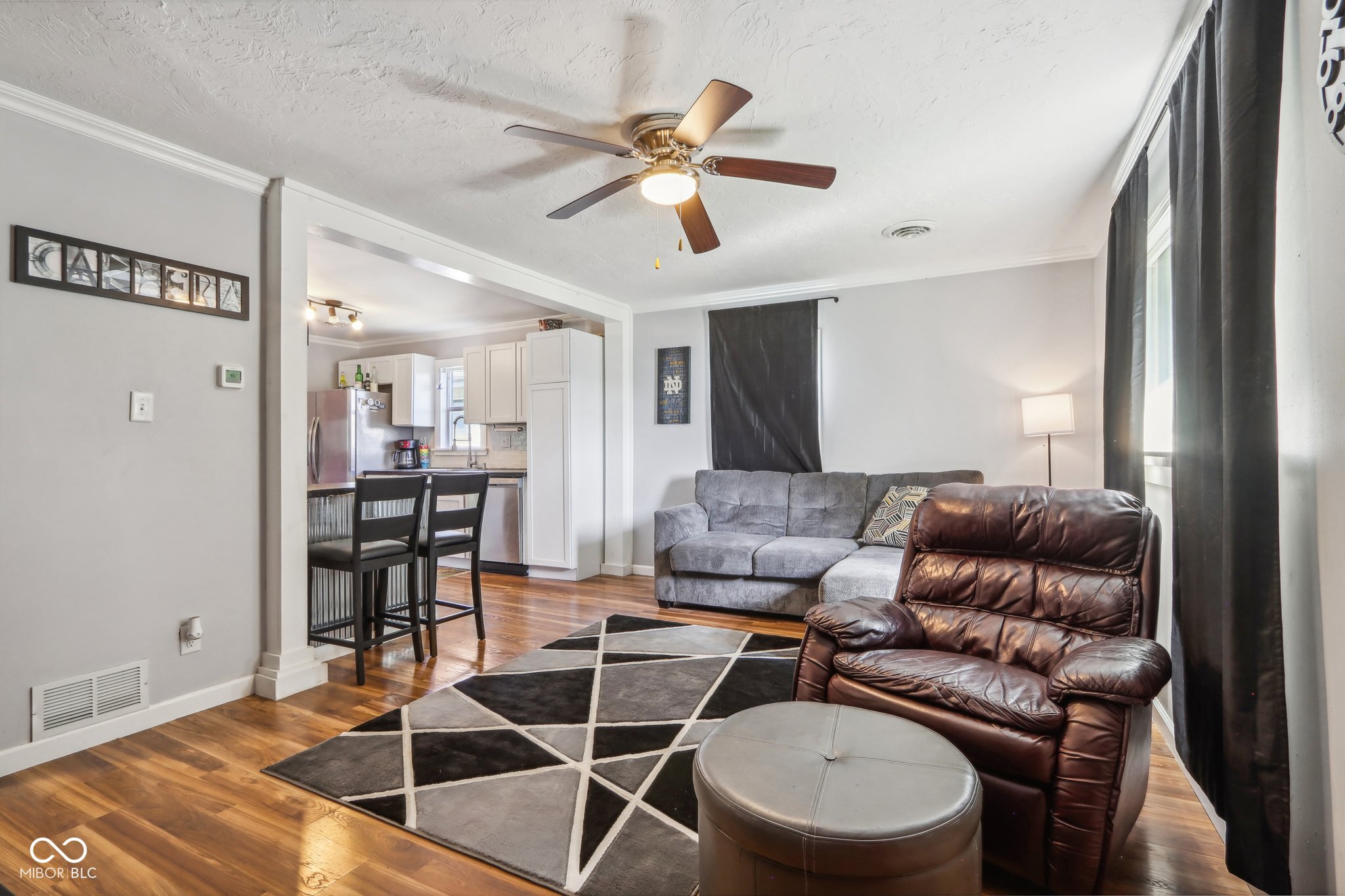 512 Marine Drive