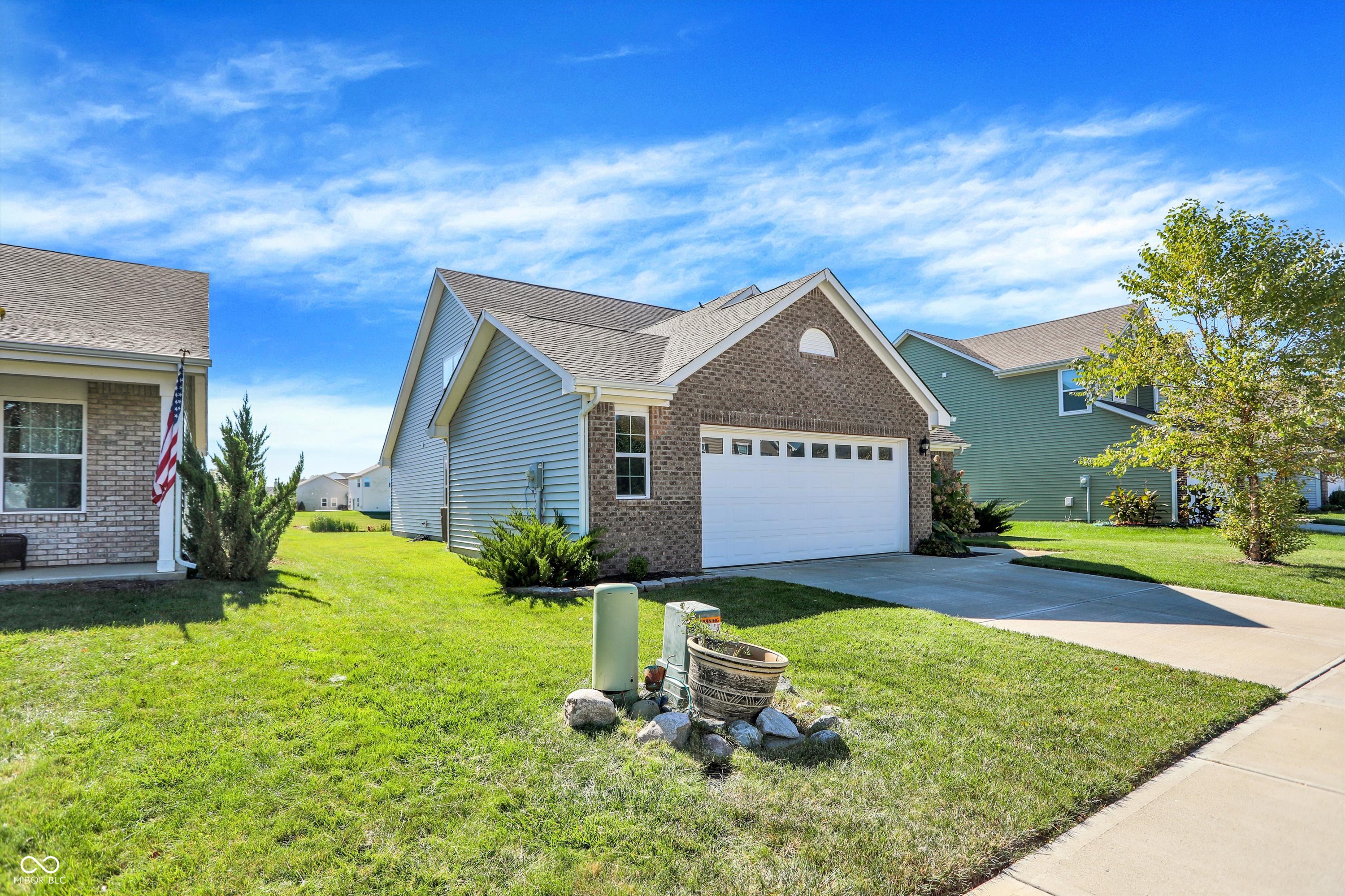 855 Adena Lane