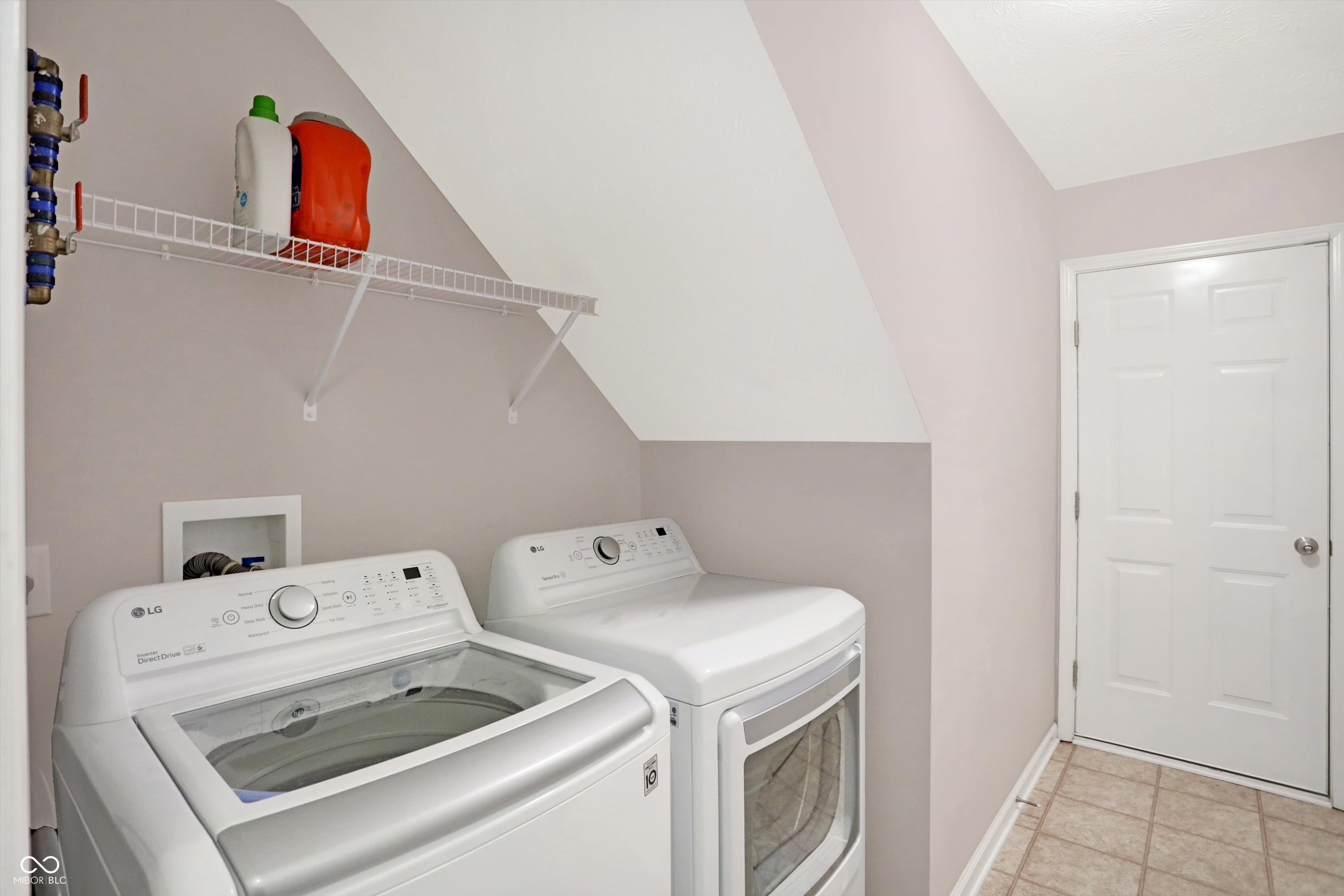 855 Adena Lane