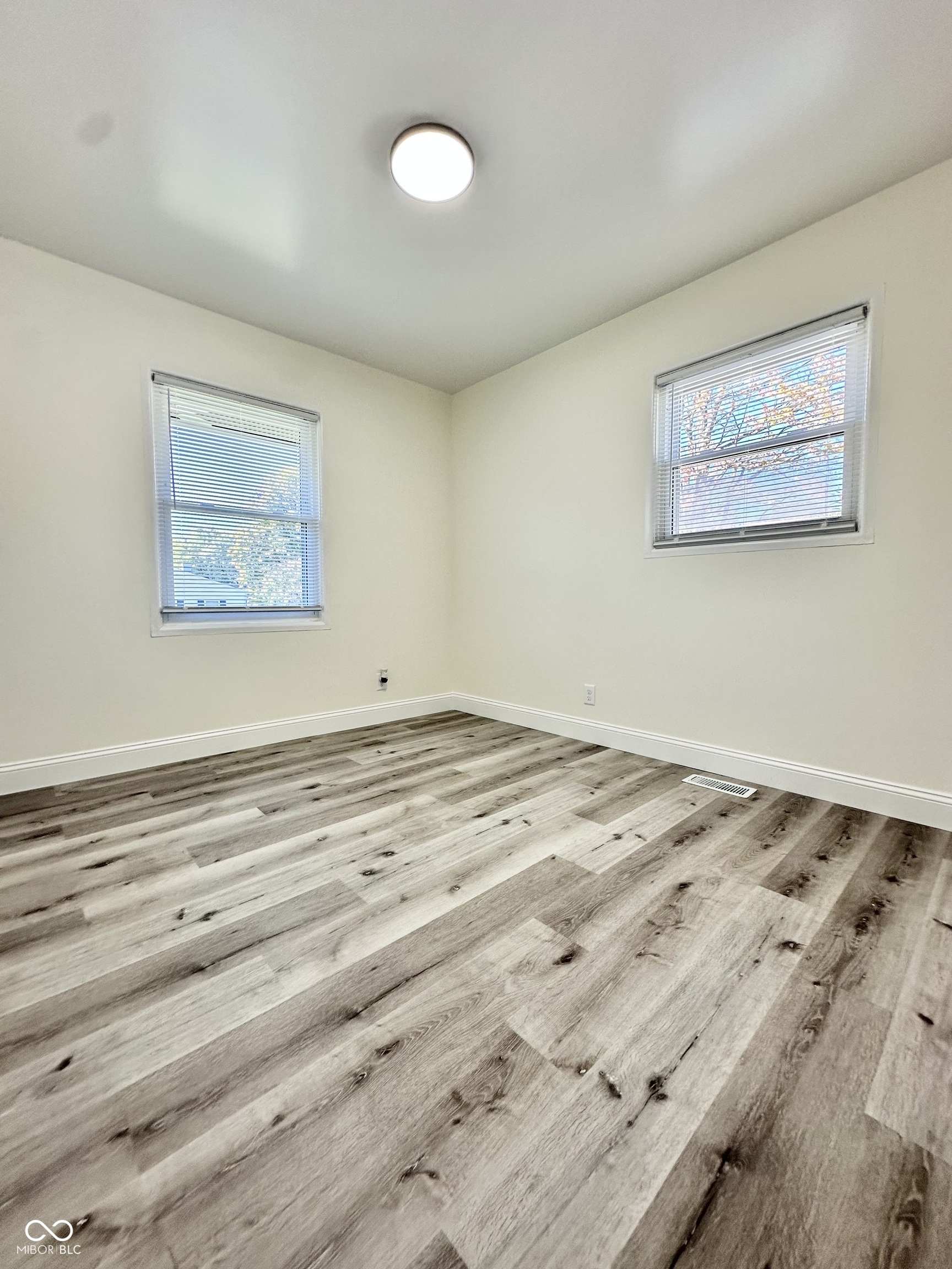3975 Arborcrest Drive