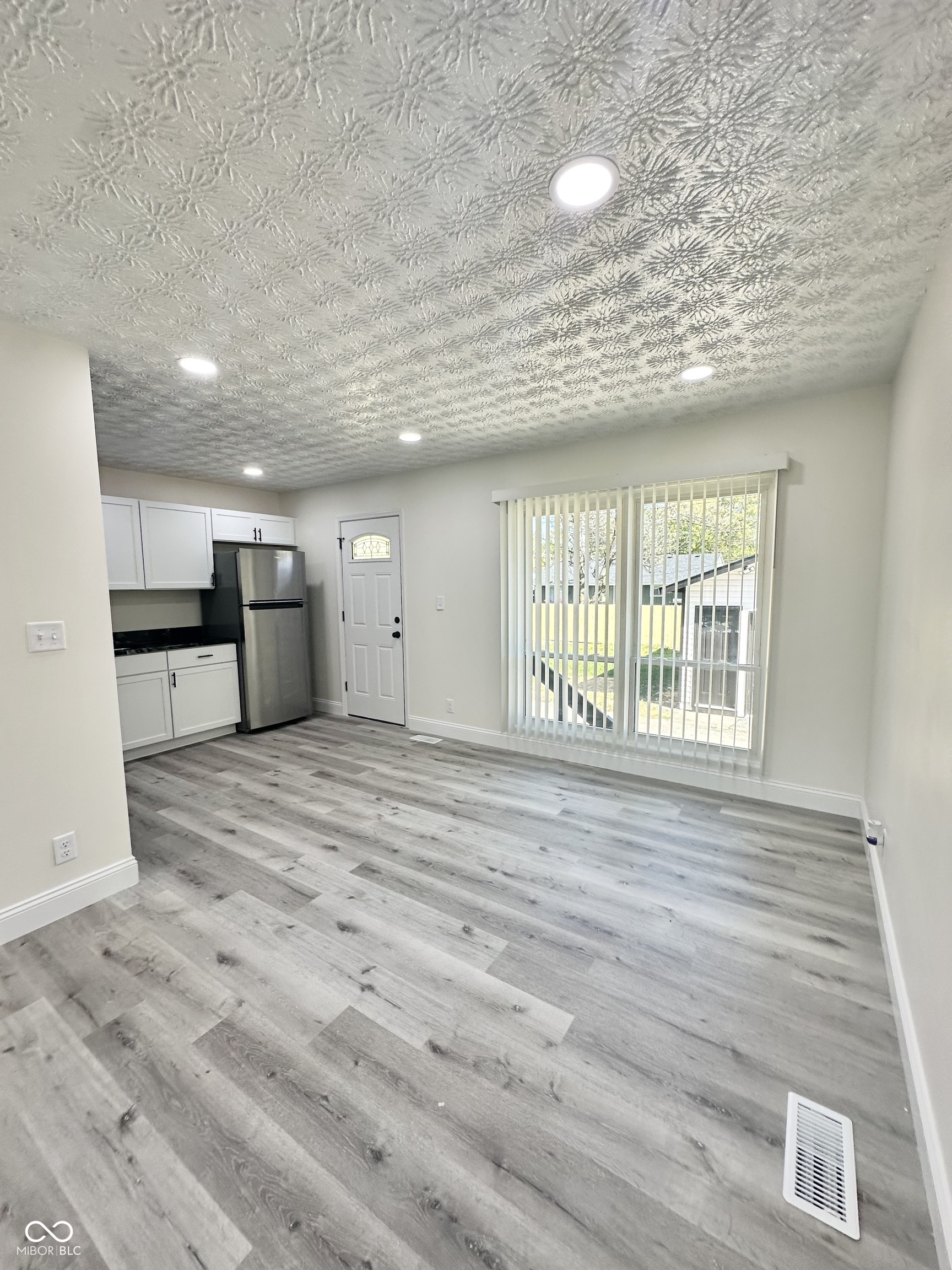 3975 Arborcrest Drive
