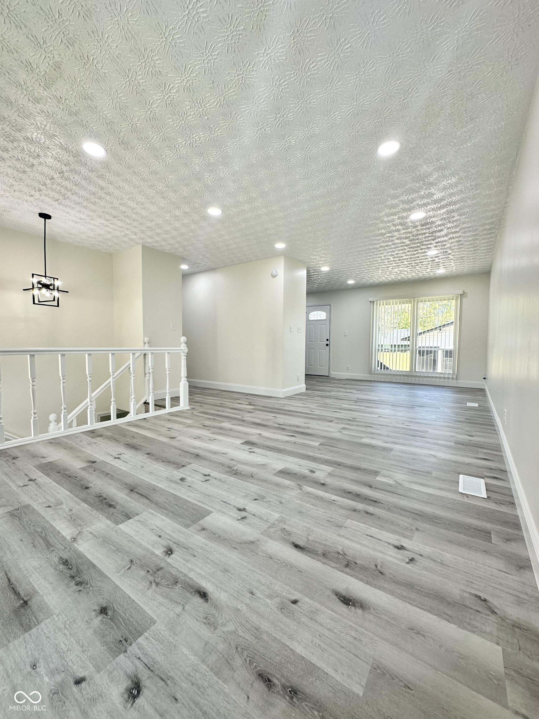 3975 Arborcrest Drive
