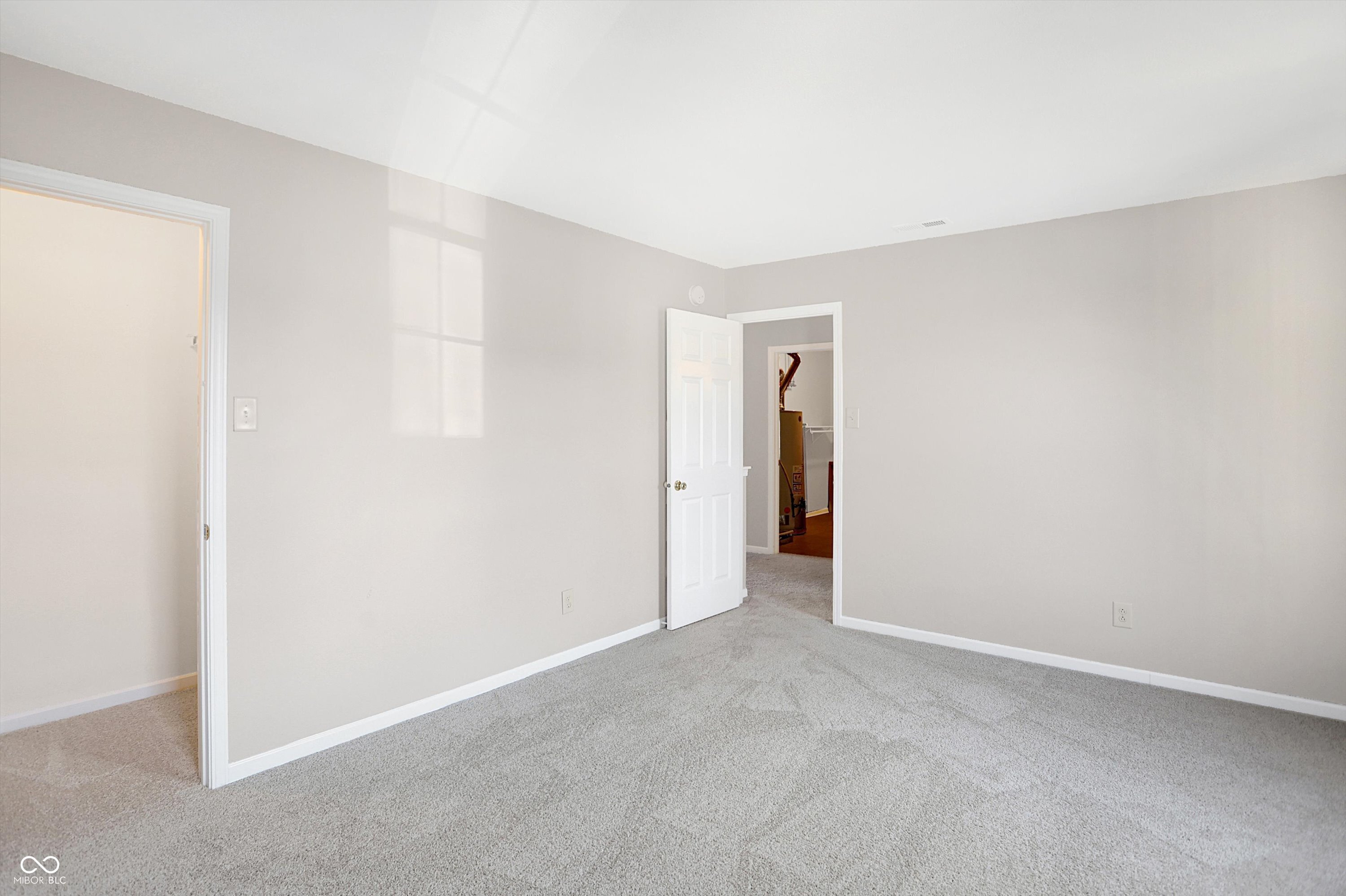 3125 Arrowroot Way