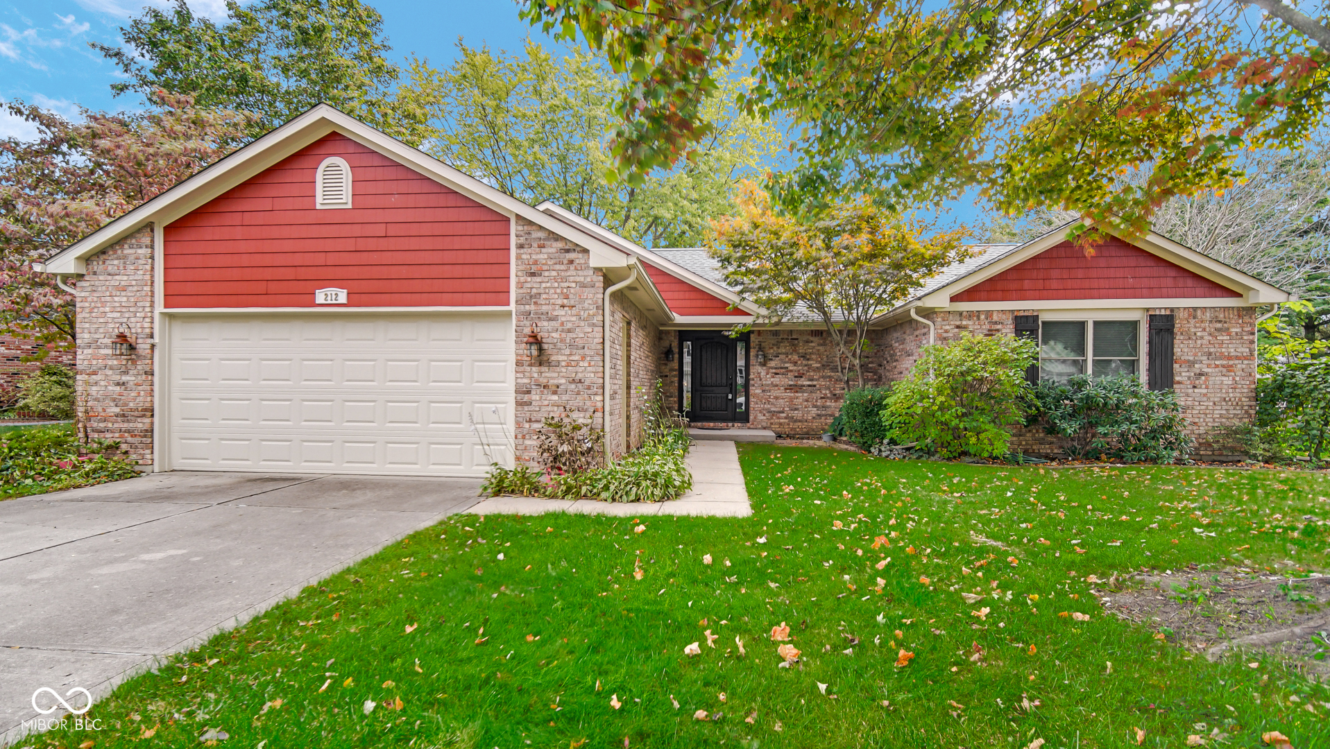 212 Hollowview Drive