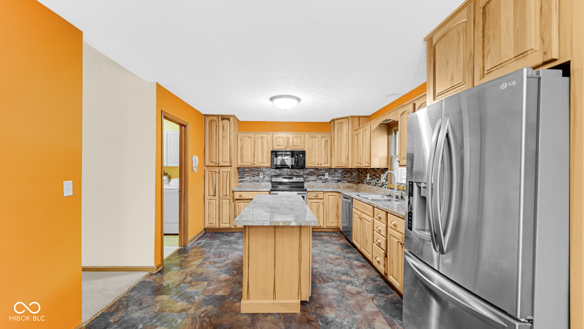 212 Hollowview Drive