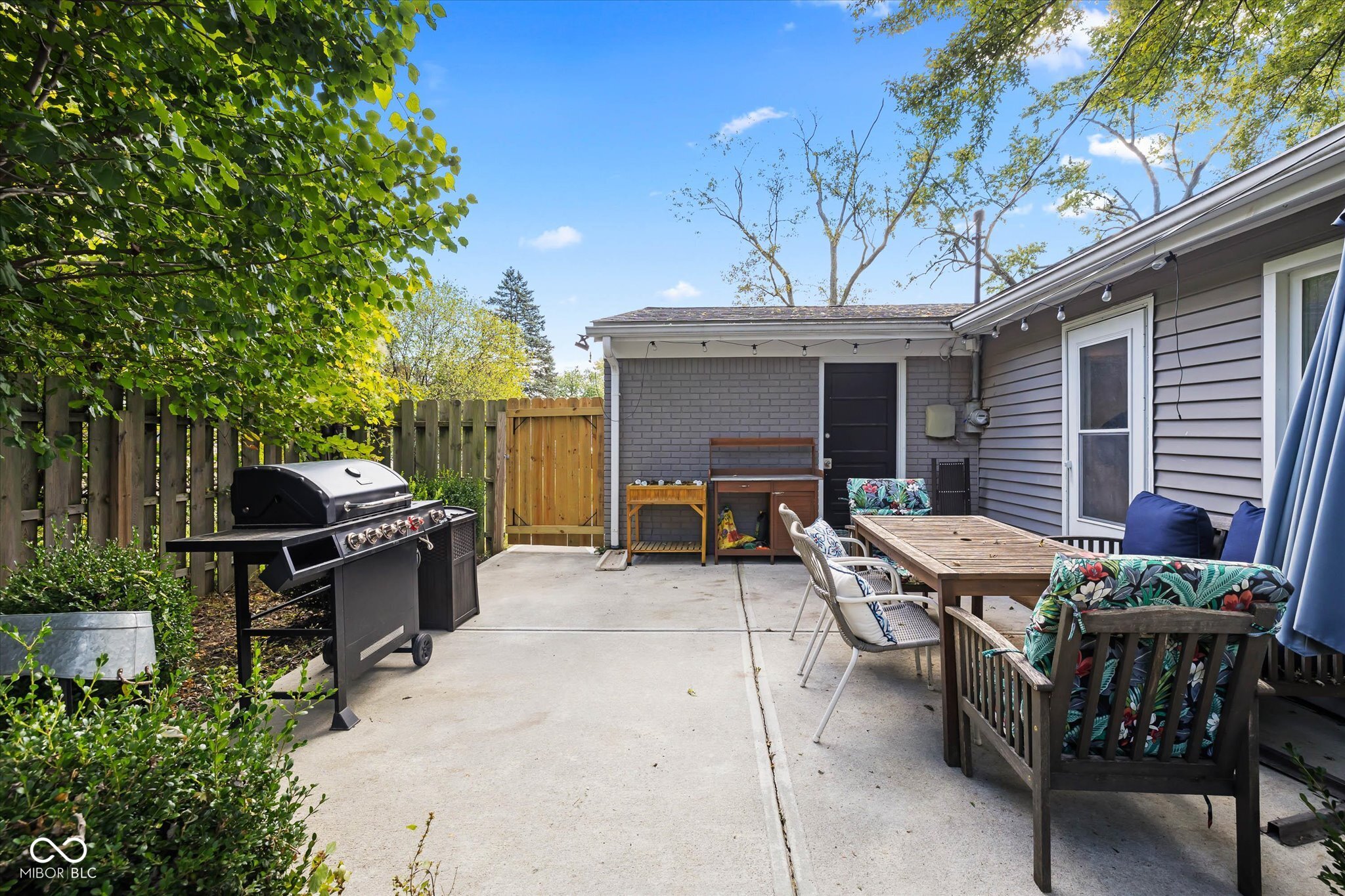 8838 Moll Drive