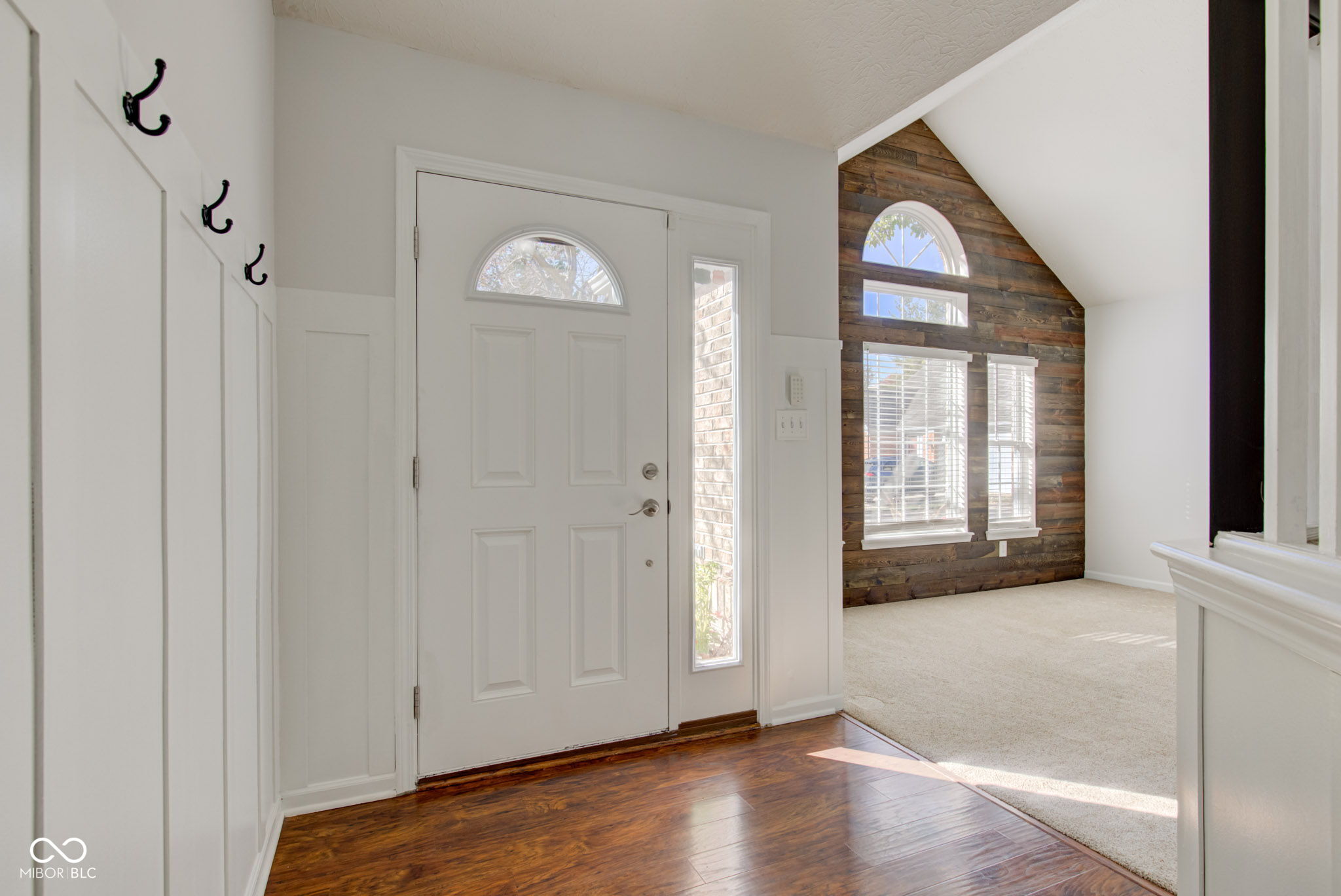 6489 Hunters Green Place