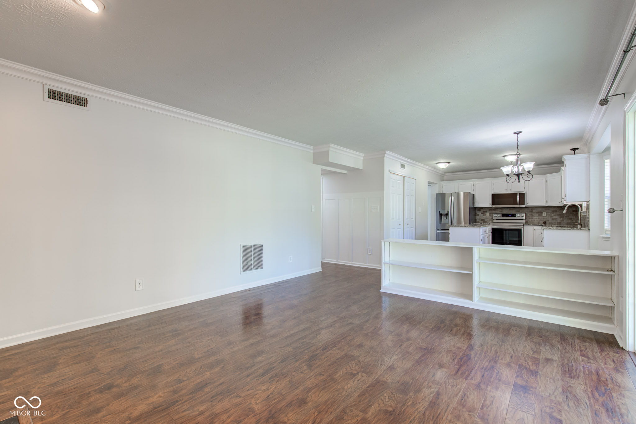 6489 Hunters Green Place