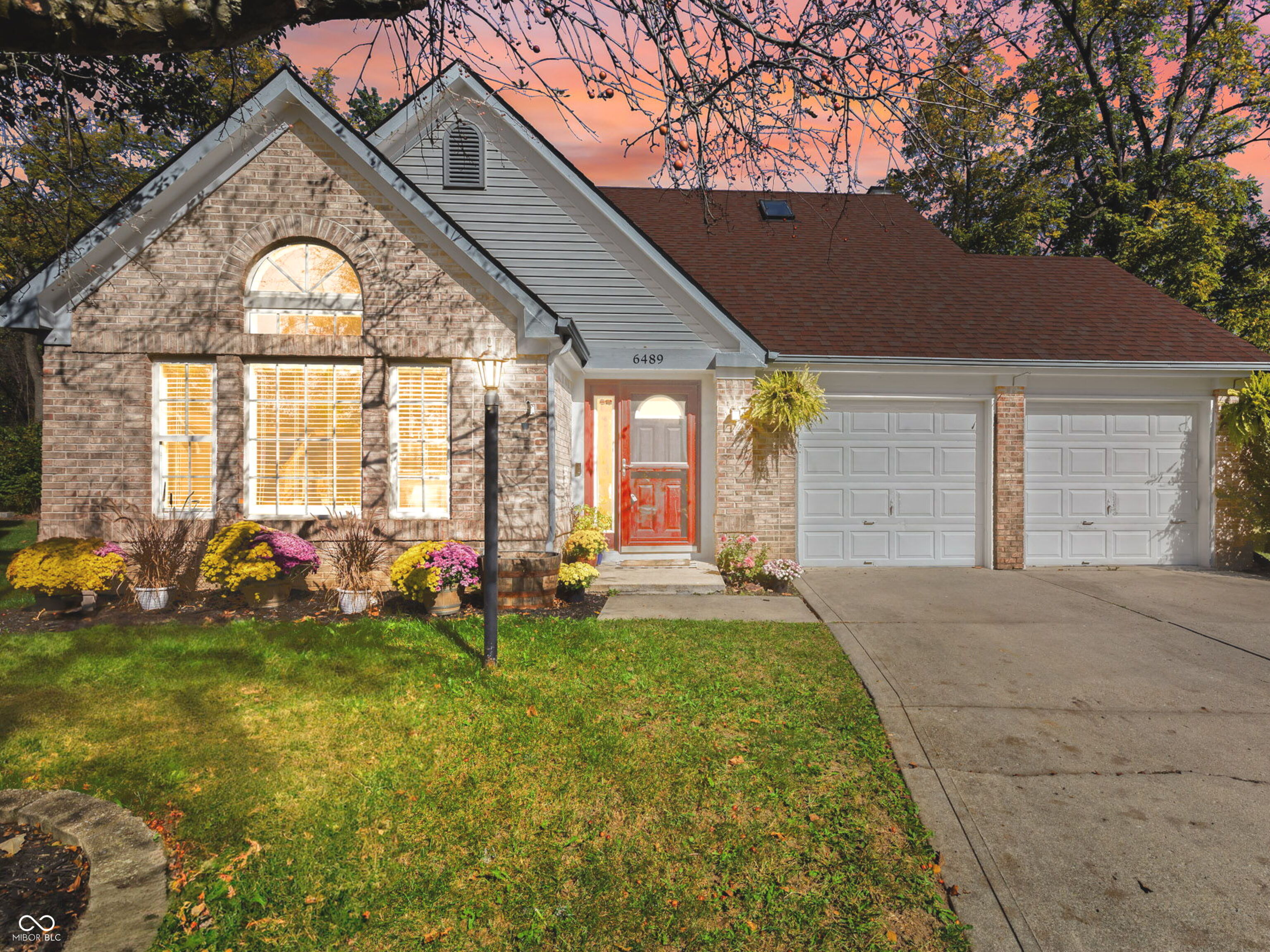 6489 Hunters Green Place