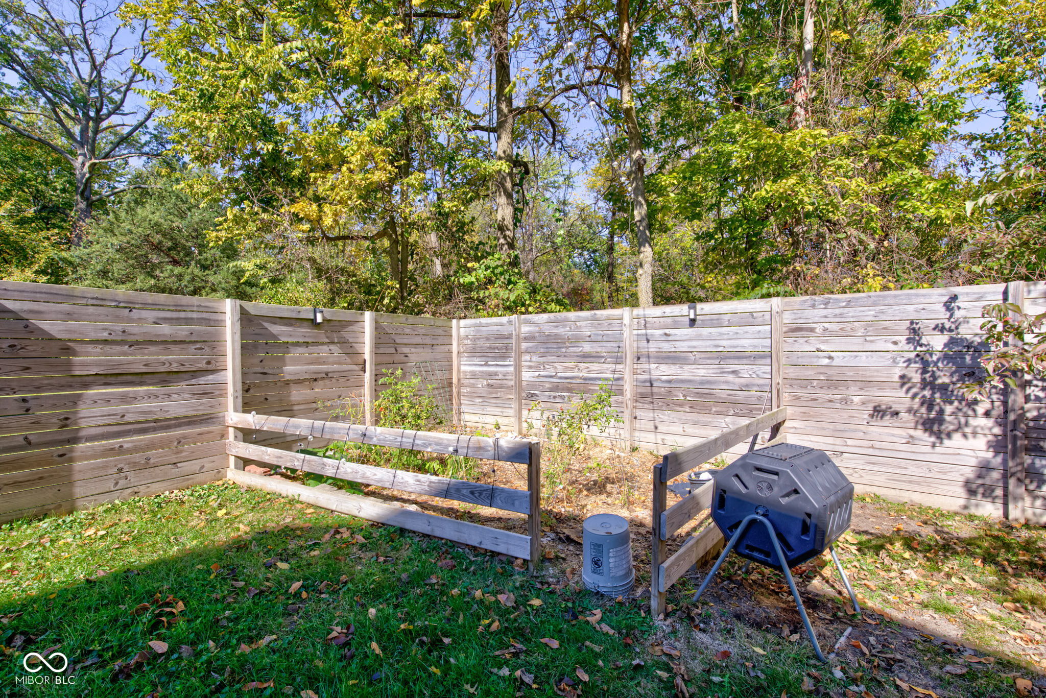 6489 Hunters Green Place