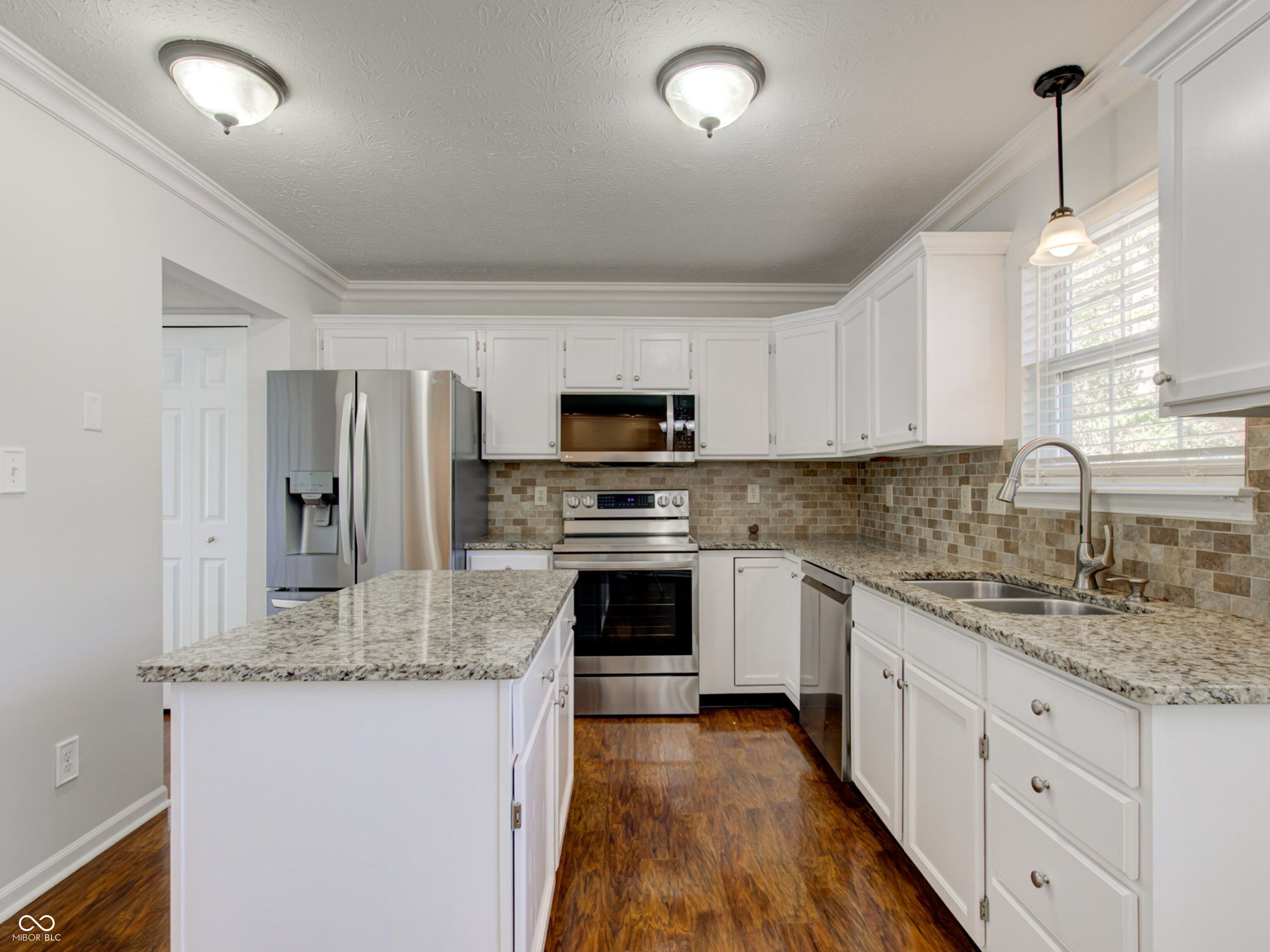 6489 Hunters Green Place
