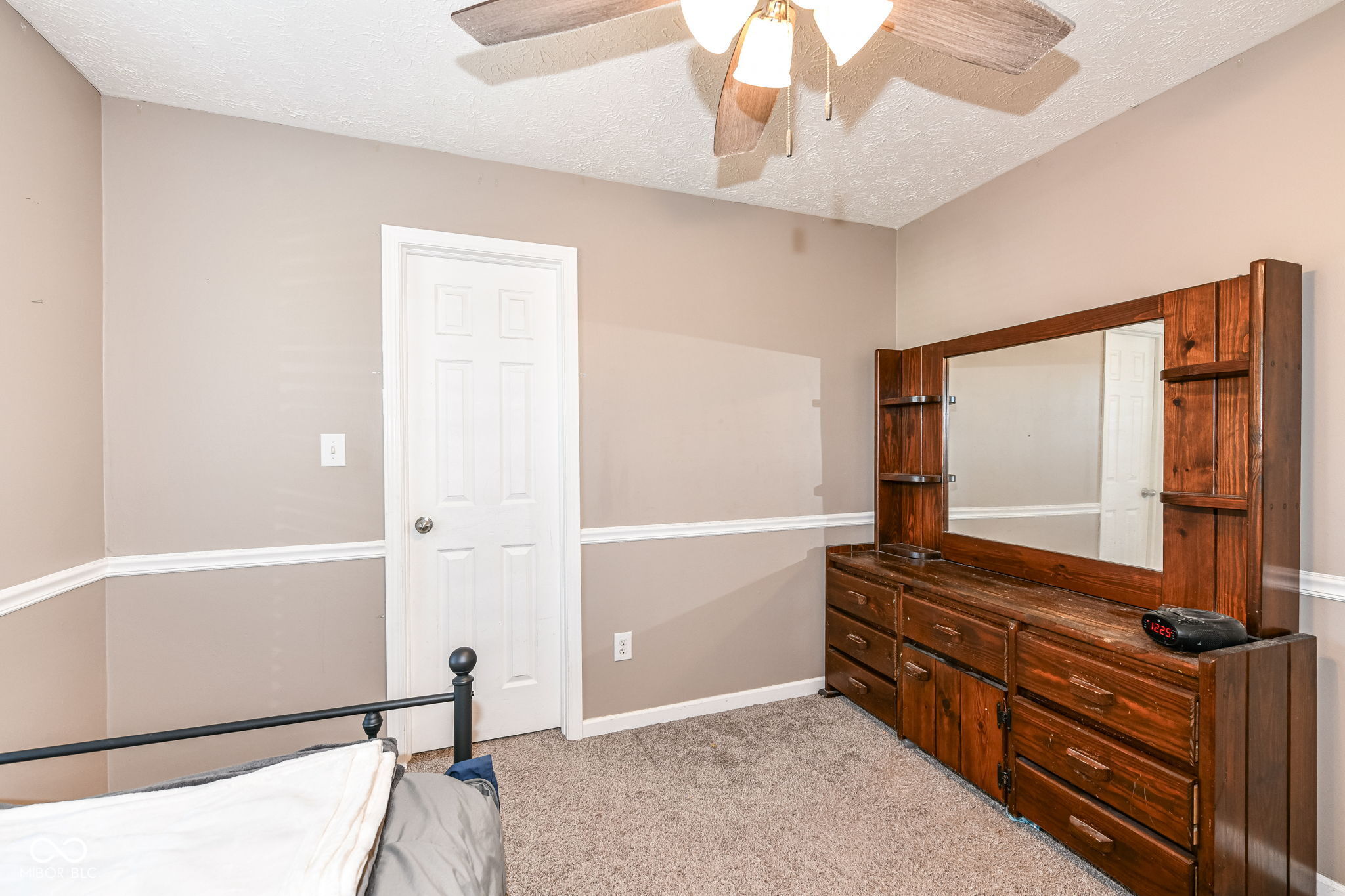 10121 Youngwood Lane