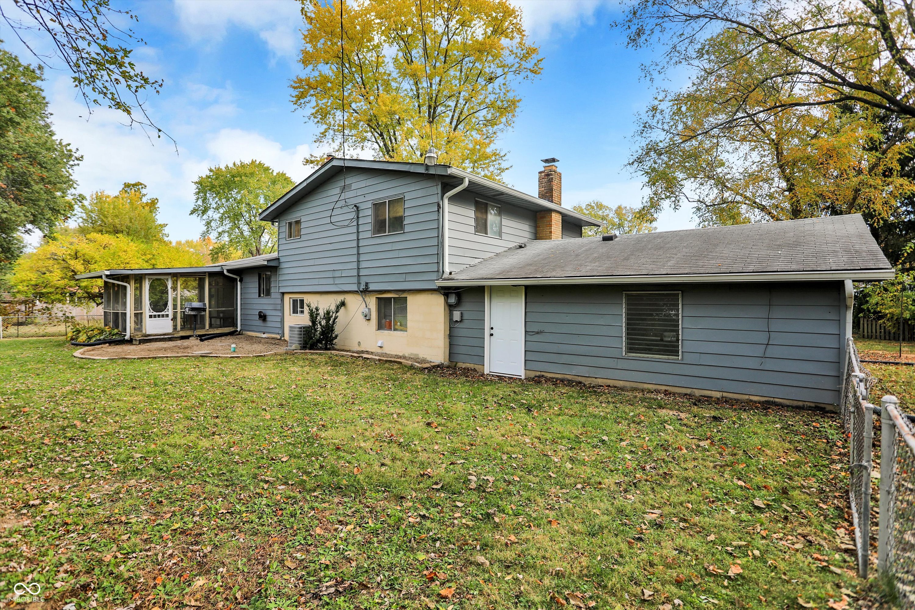 3526 Woodale Road