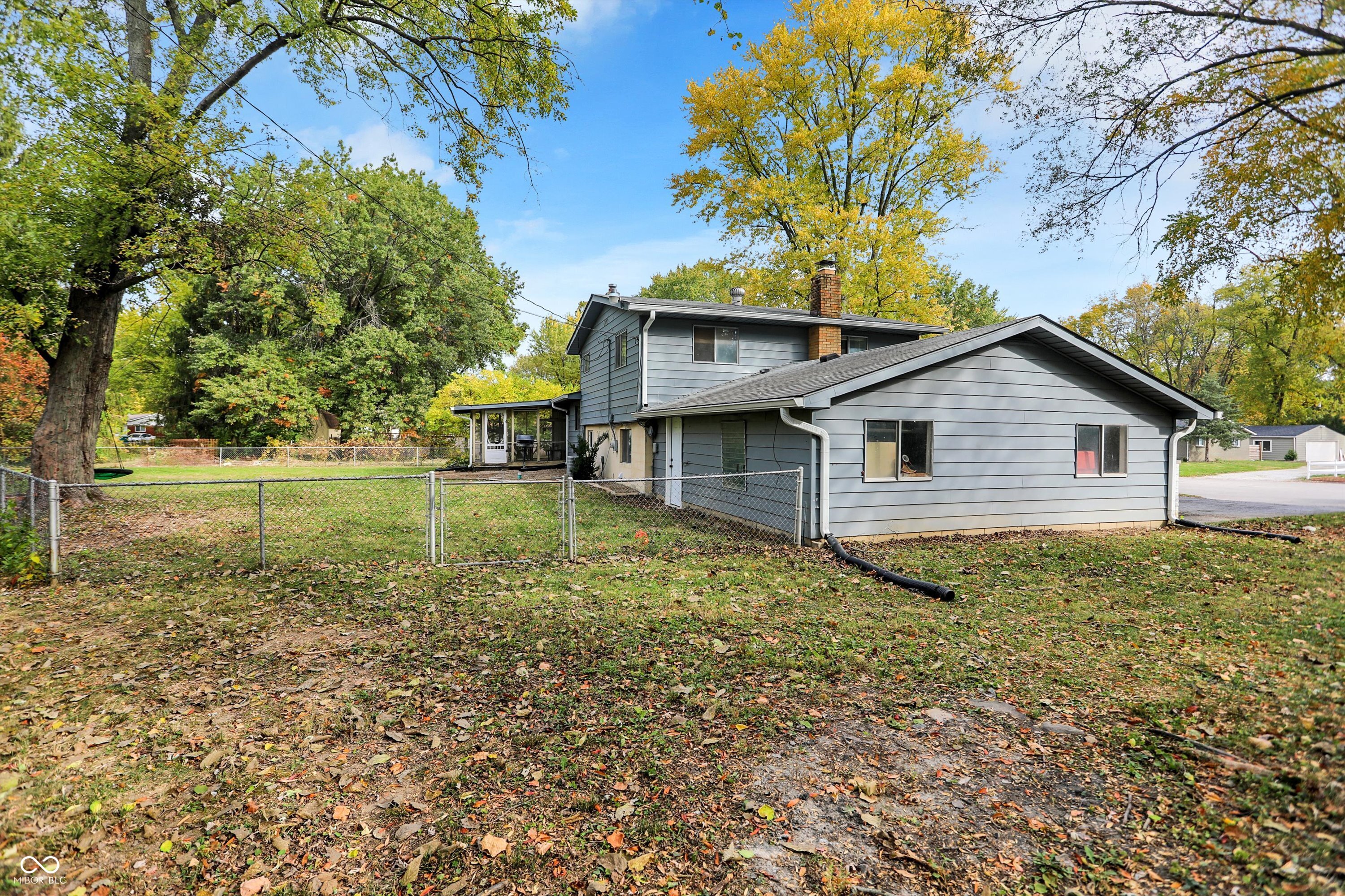 3526 Woodale Road