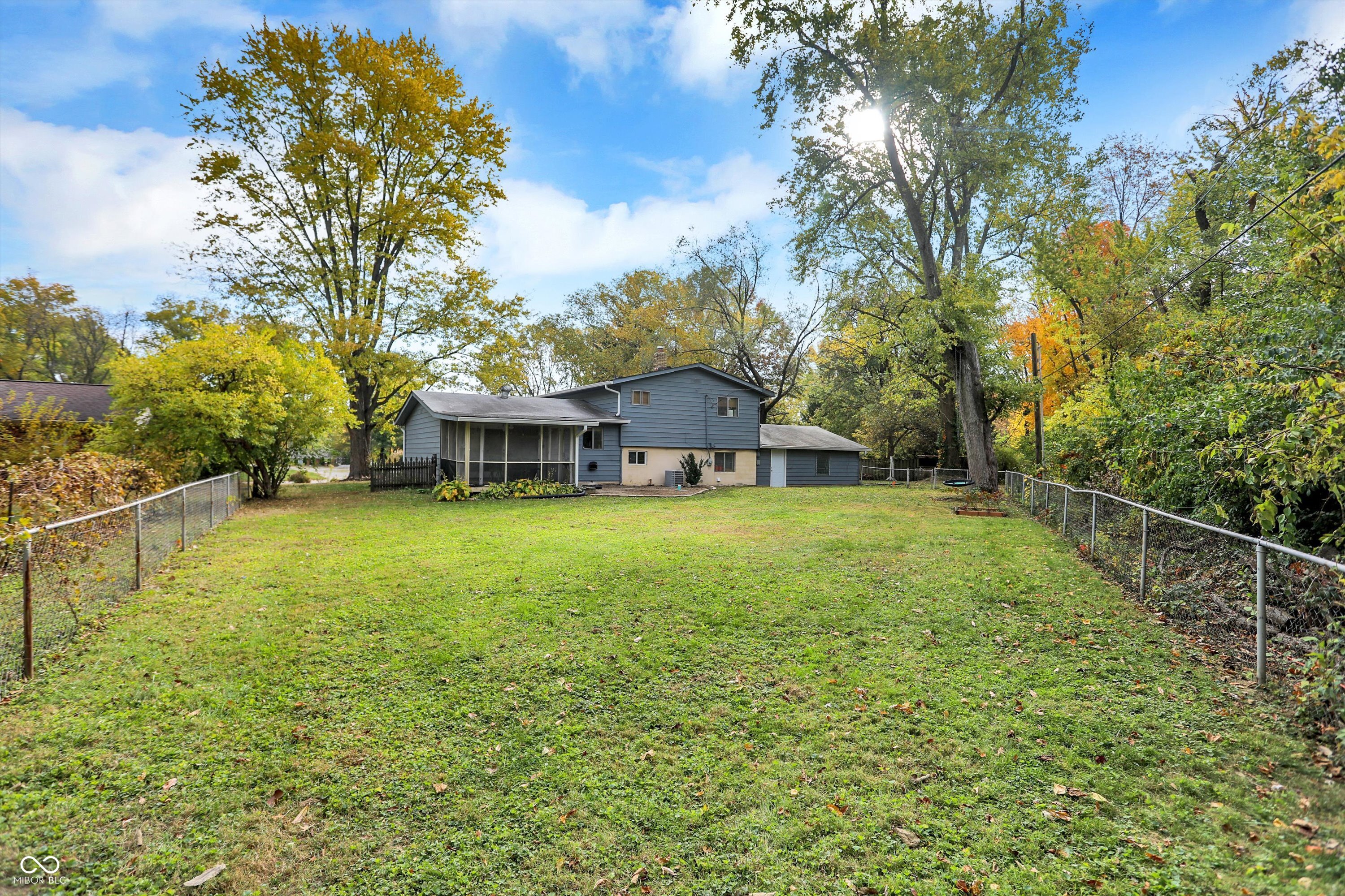 3526 Woodale Road
