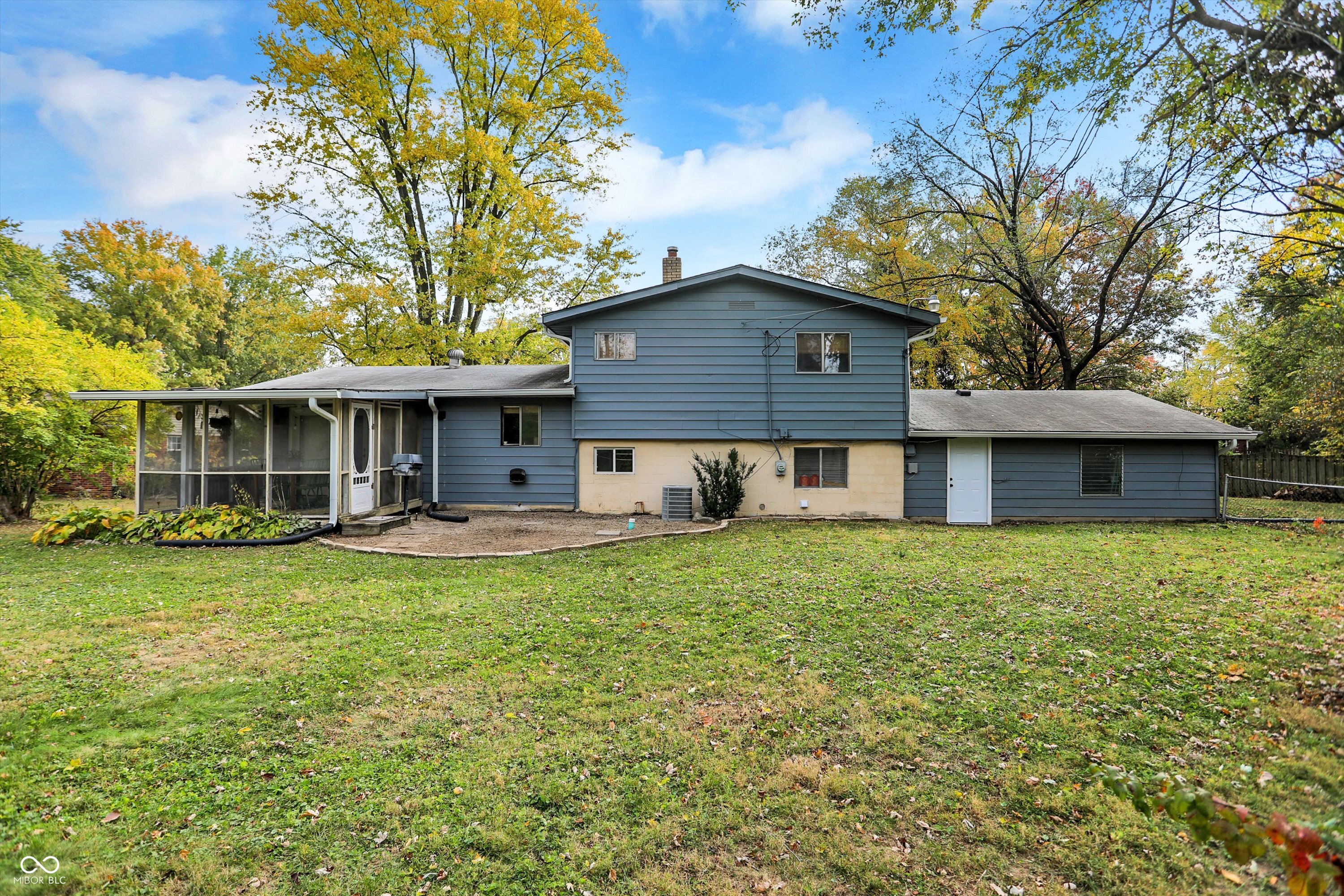 3526 Woodale Road