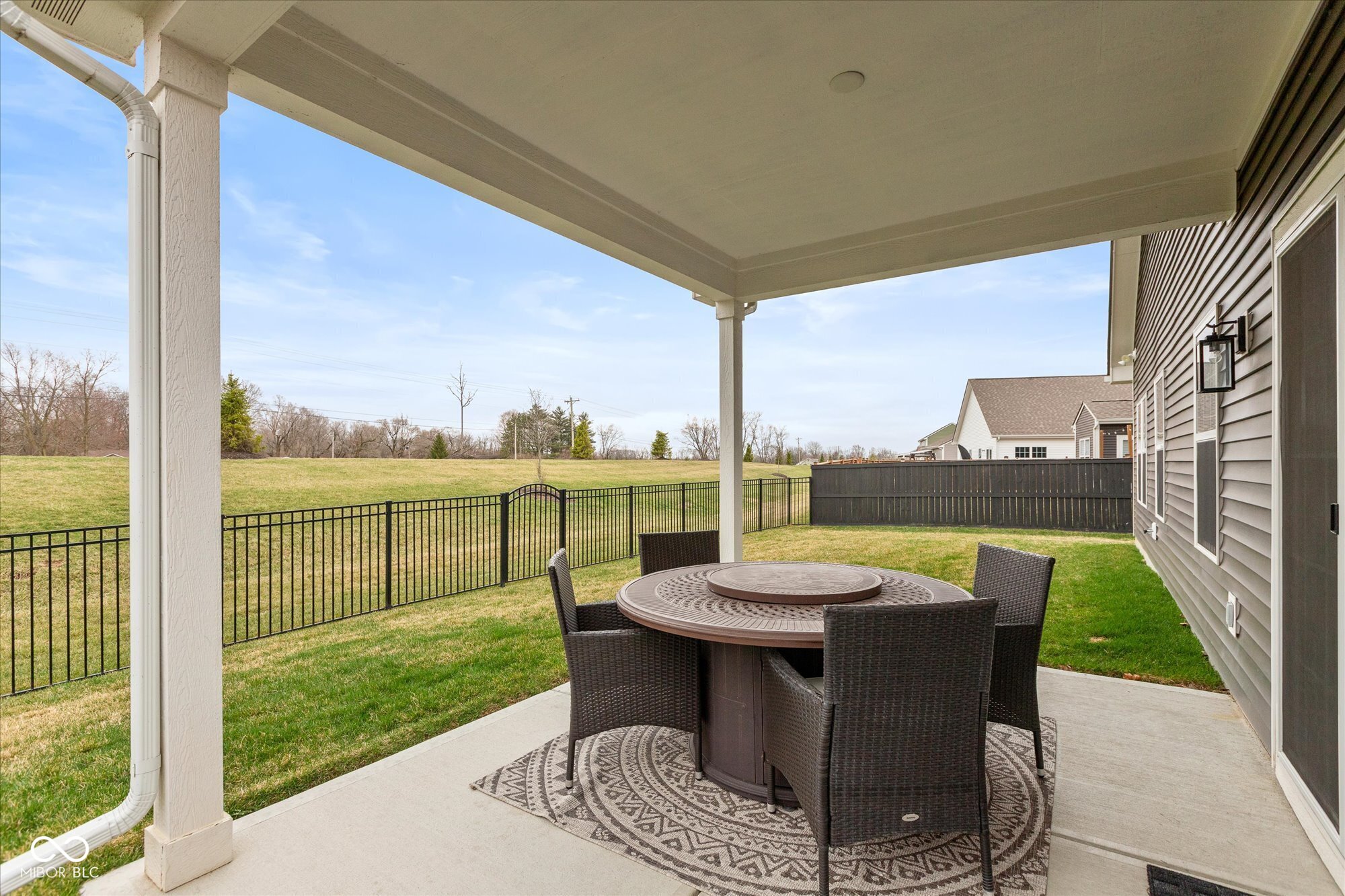8118 Ambrosia Lane