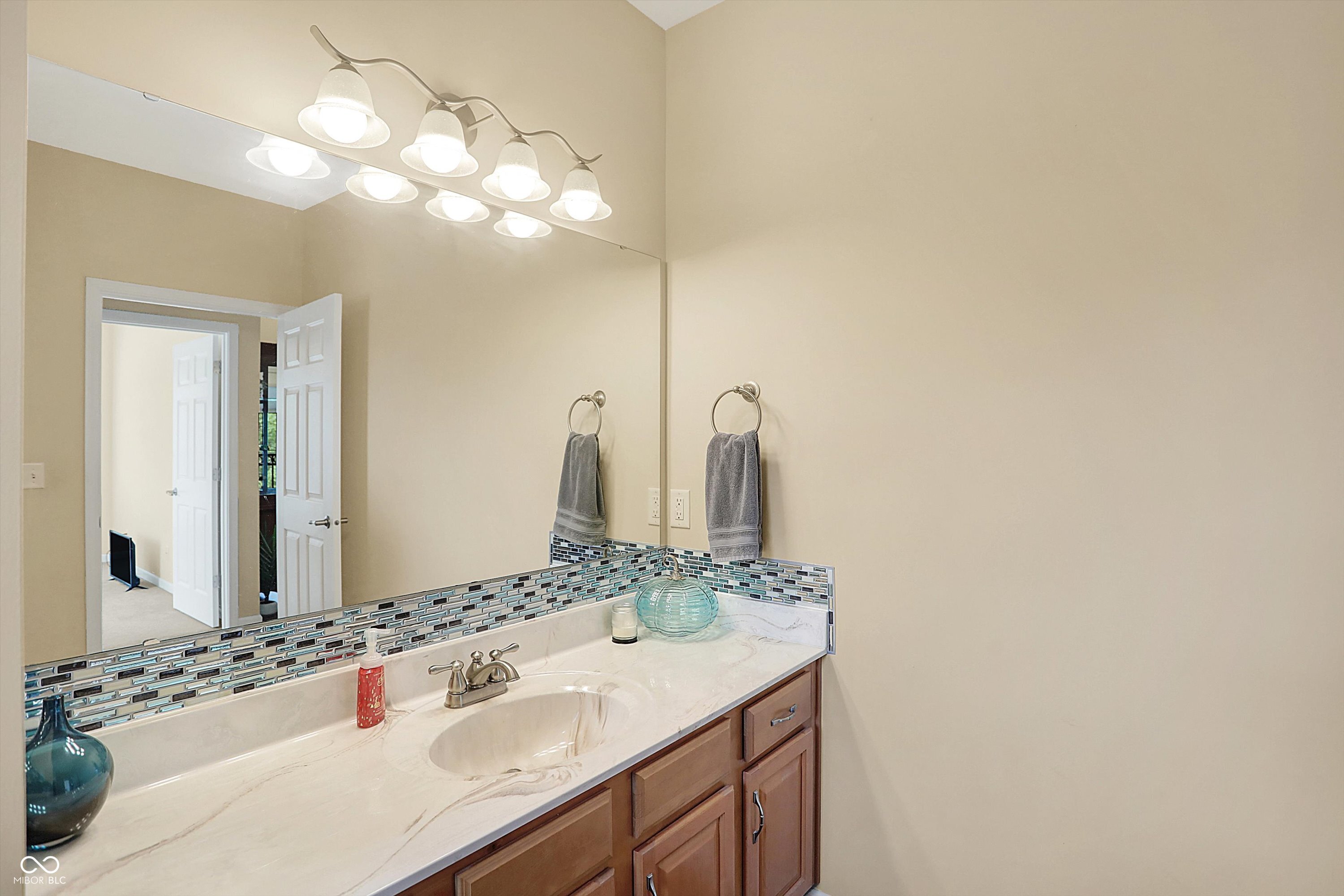 1597 Lacebark Drive Unit: F
