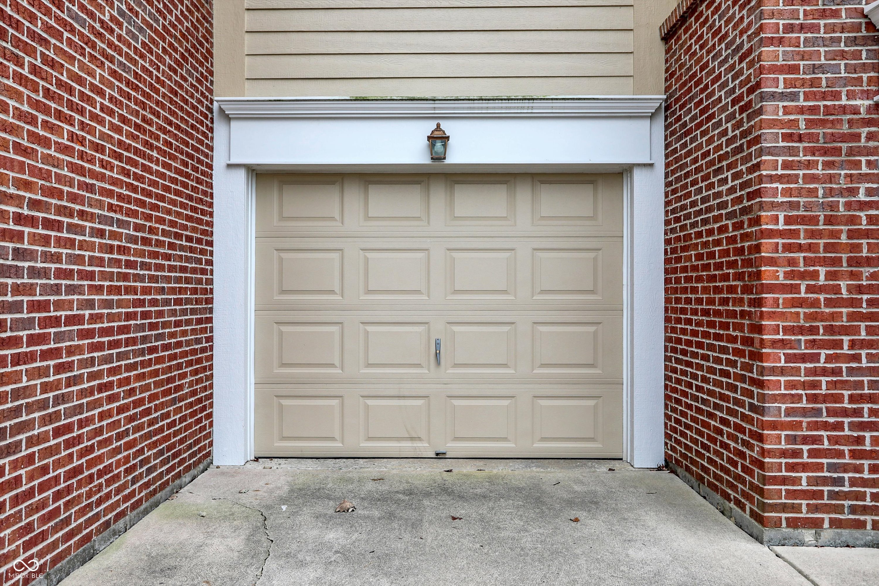 1597 Lacebark Drive Unit: F