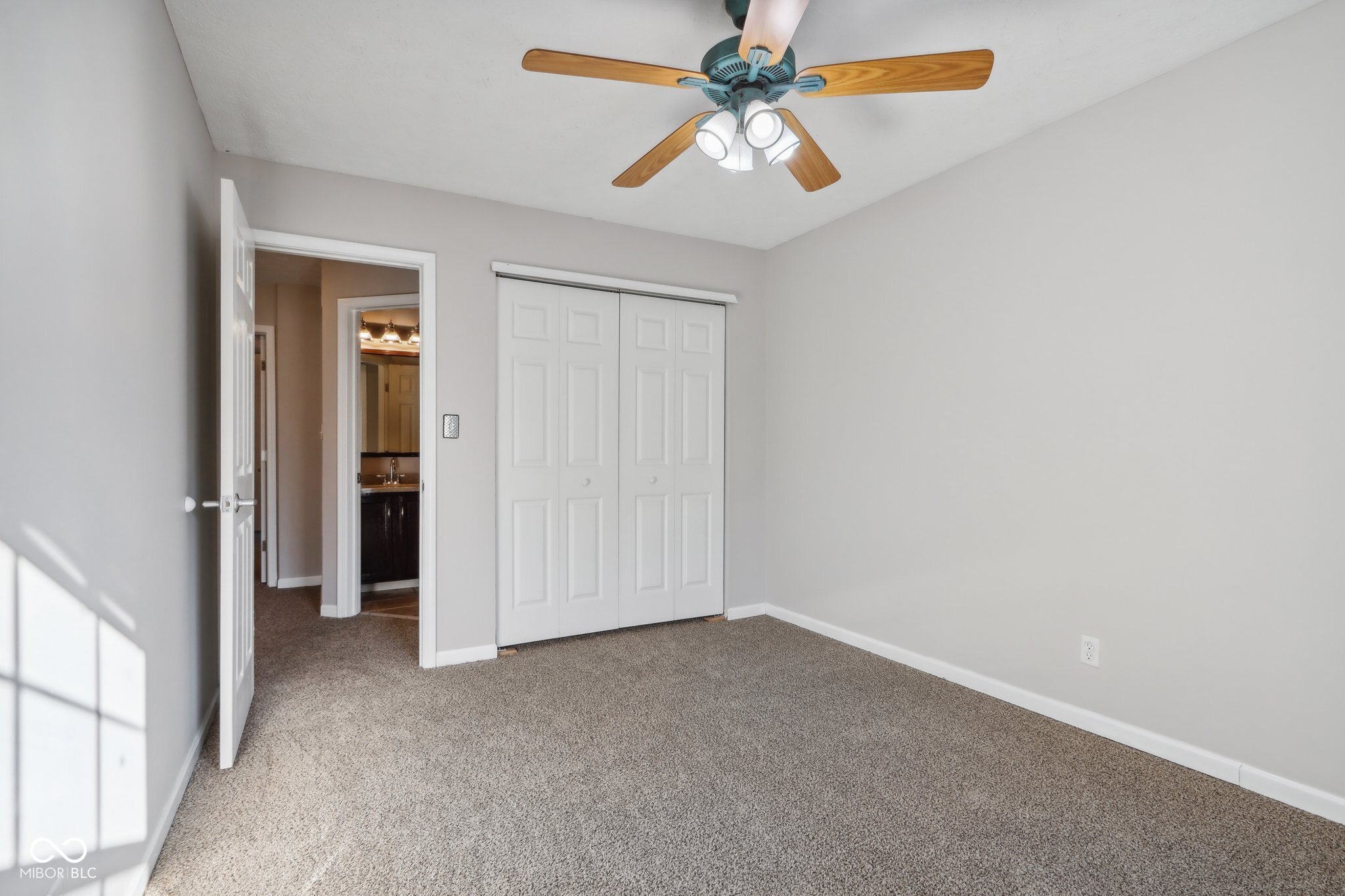 6913 Hardwood Drive