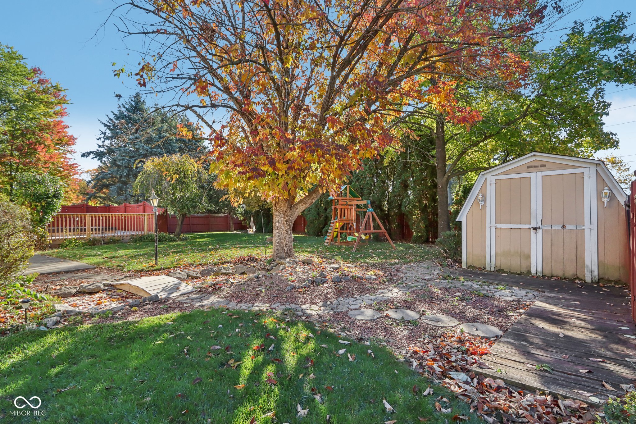 6913 Hardwood Drive