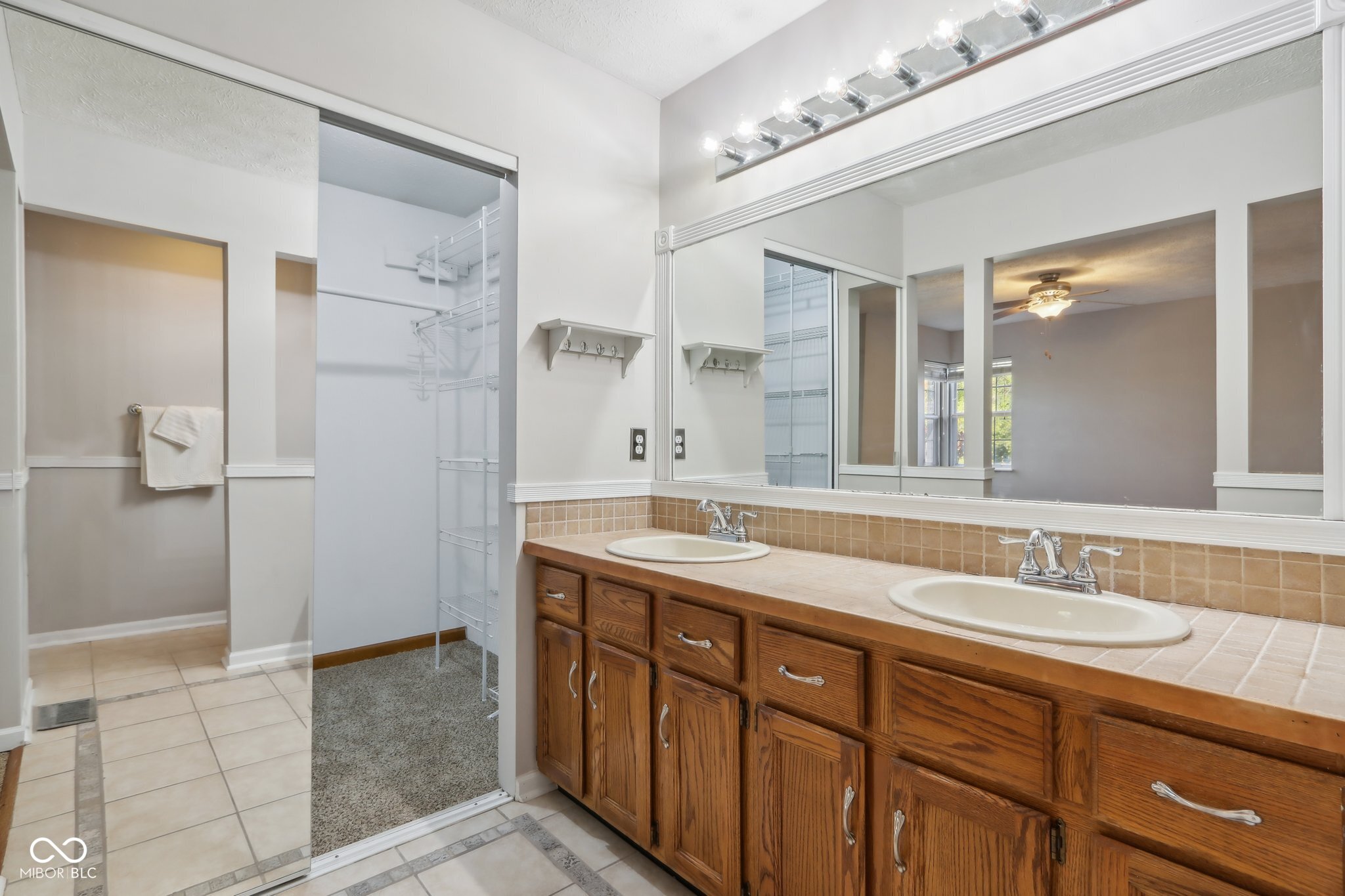 6913 Hardwood Drive