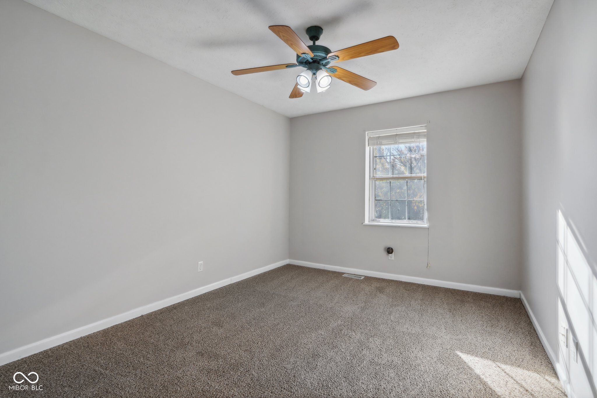 6913 Hardwood Drive