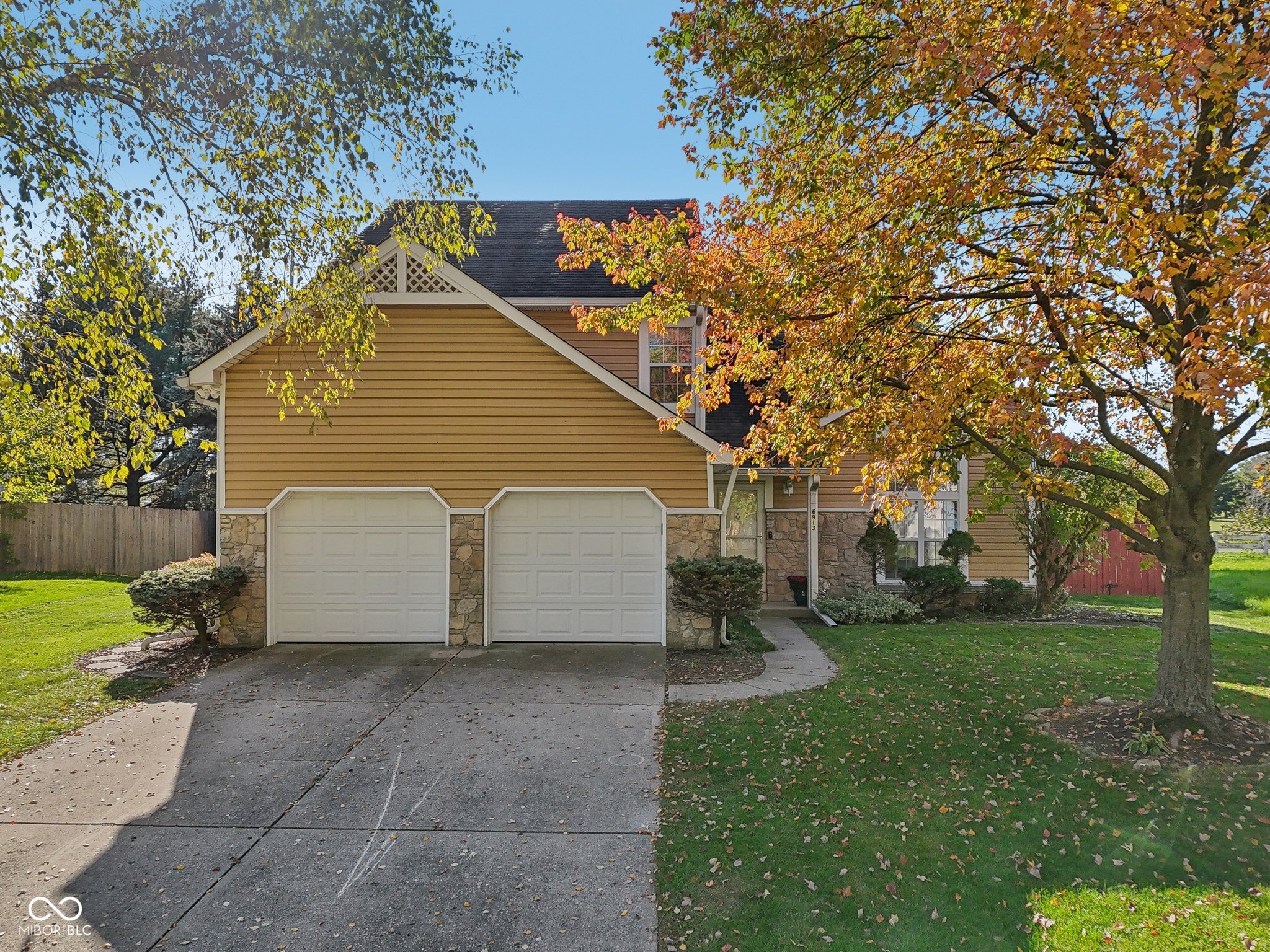 6913 Hardwood Drive