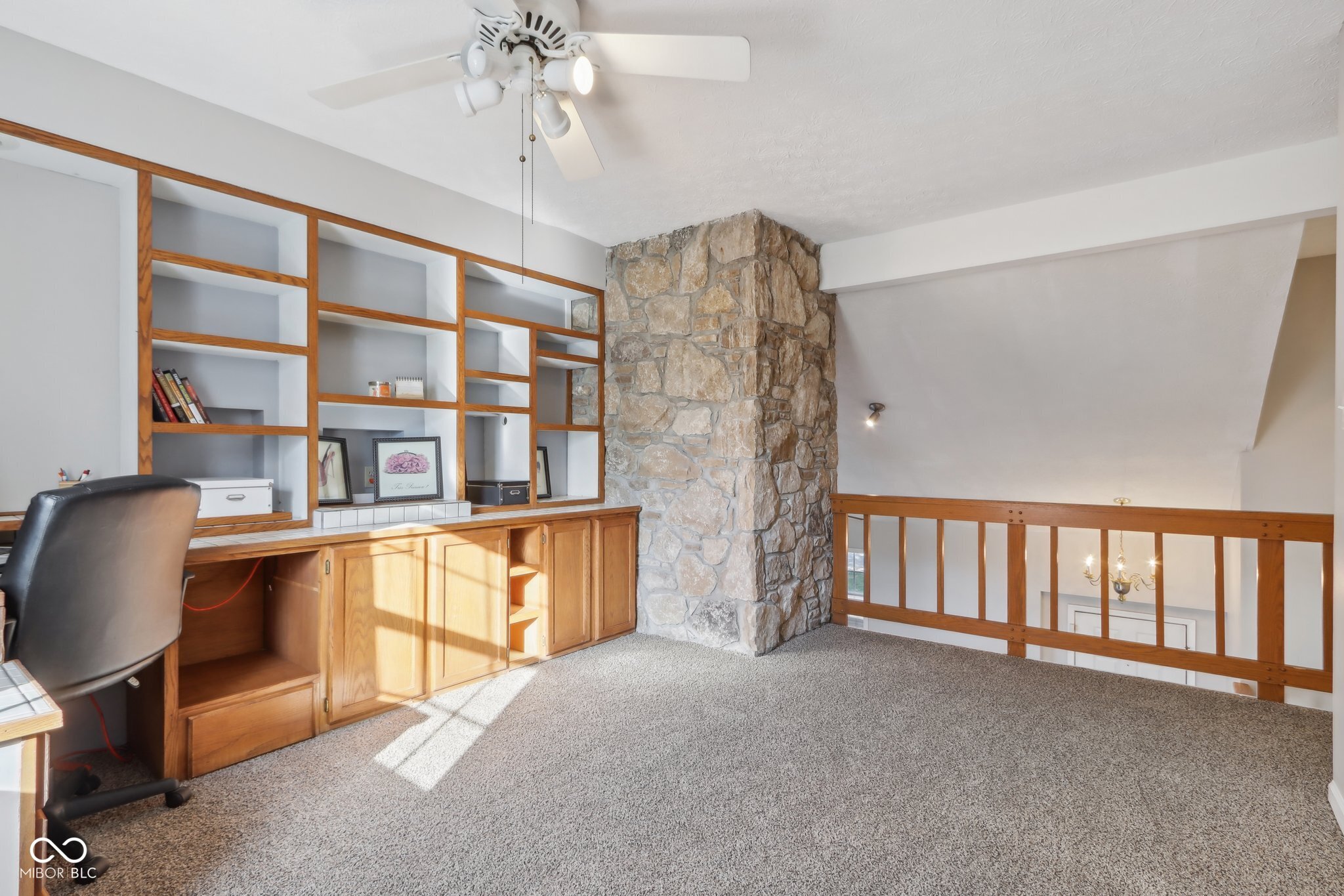 6913 Hardwood Drive