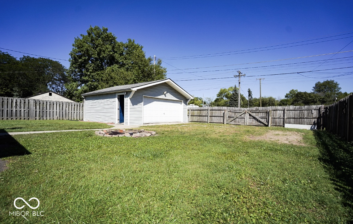 2359 Courtney Road