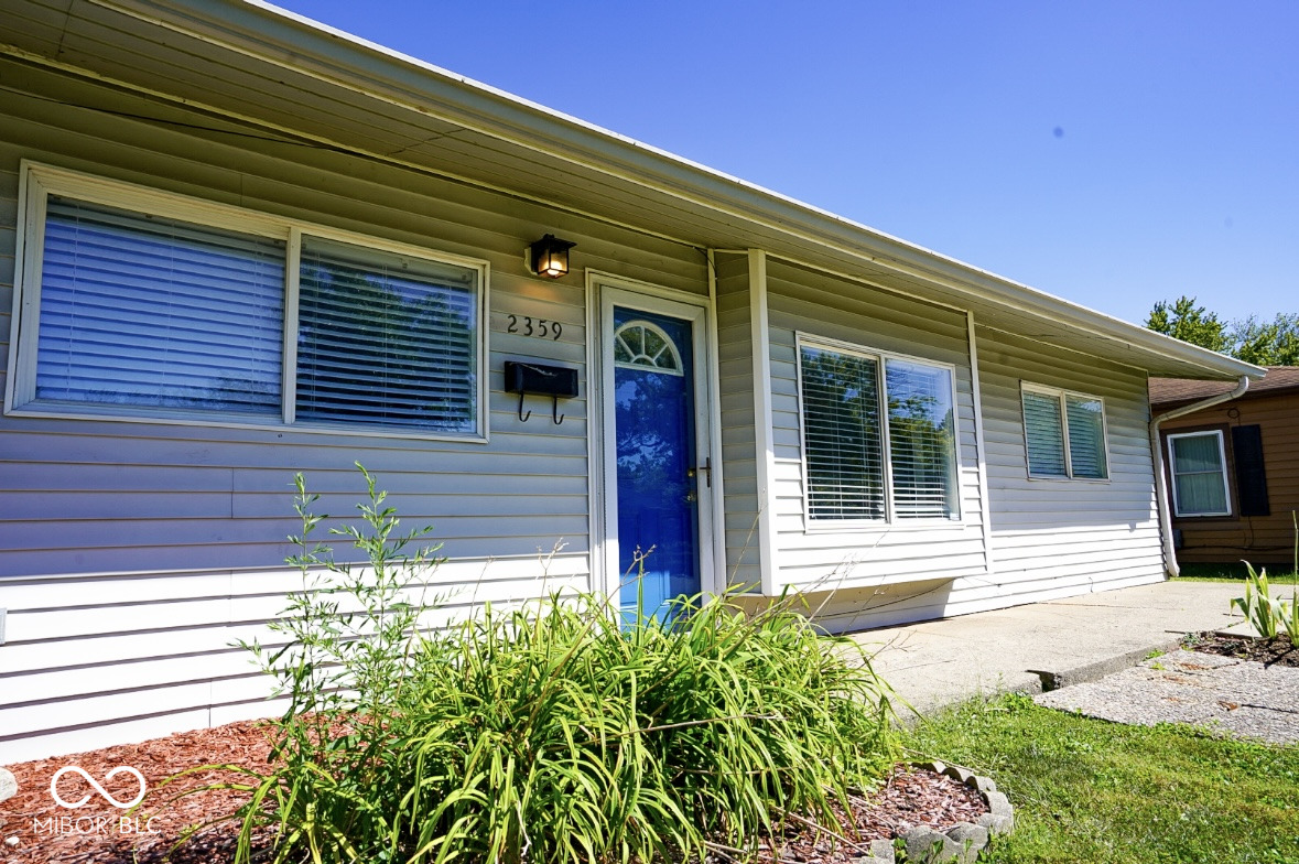 2359 Courtney Road