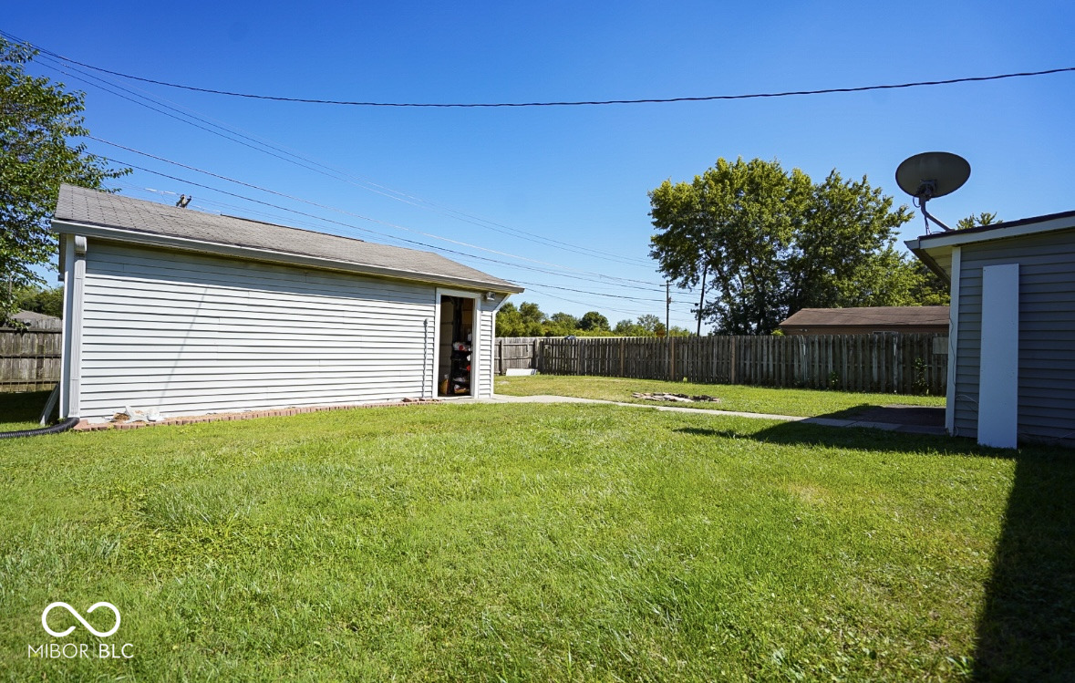 2359 Courtney Road