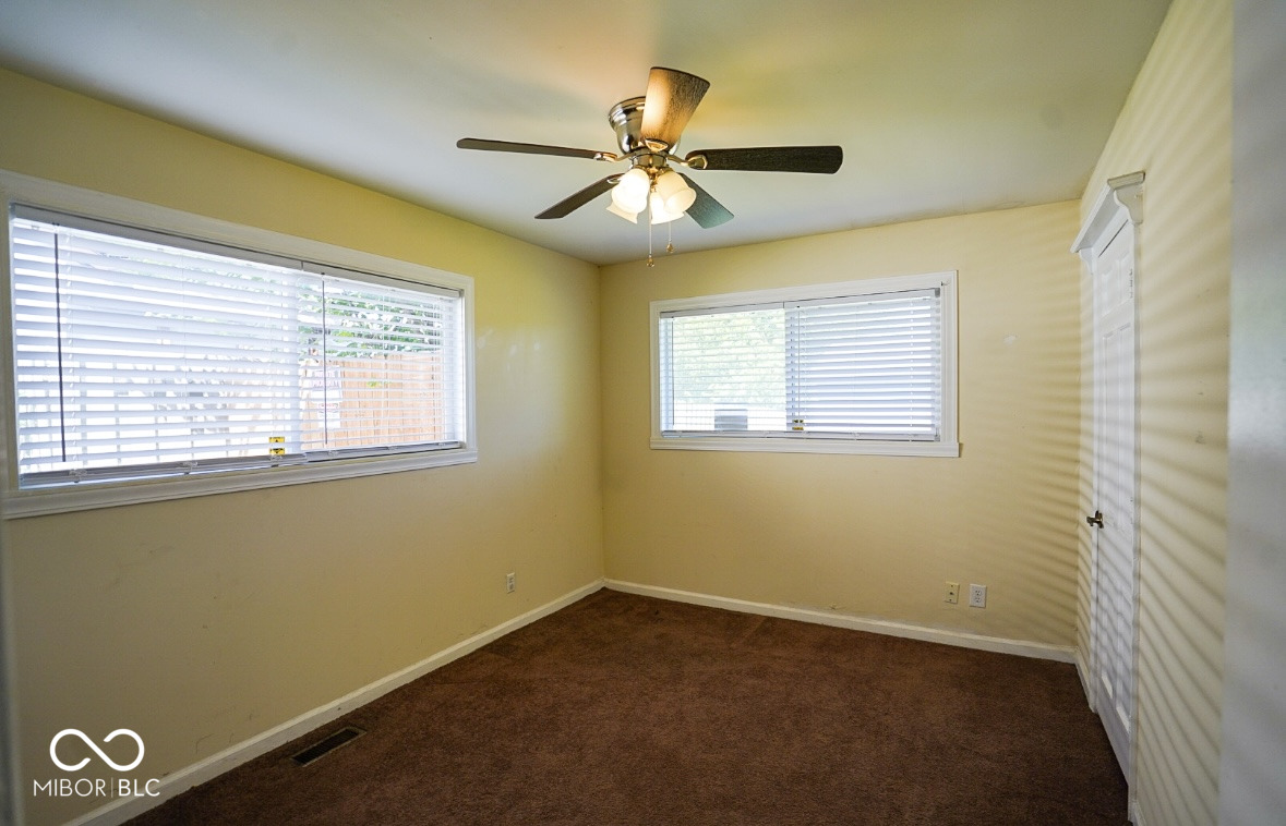 2359 Courtney Road