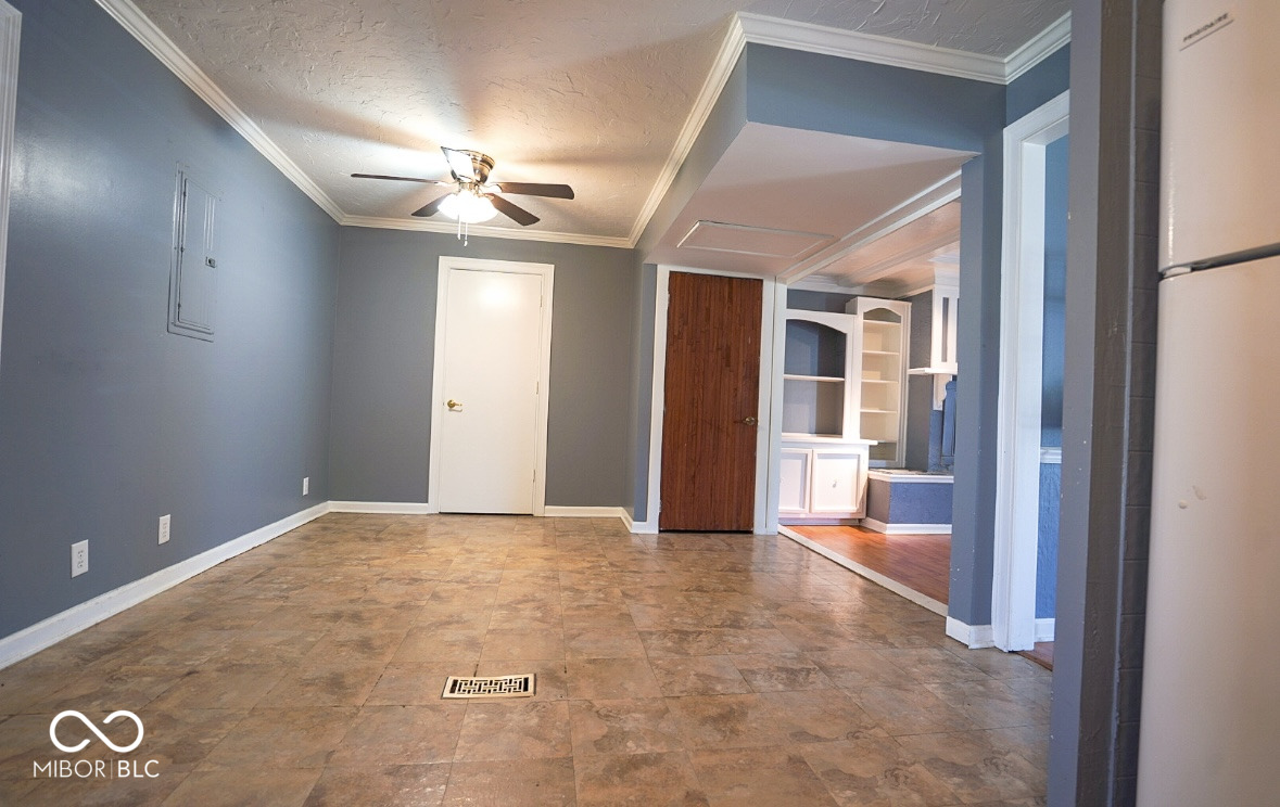 2359 Courtney Road