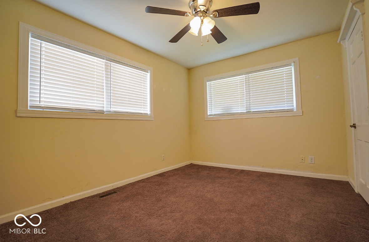 2359 Courtney Road