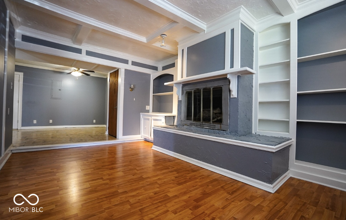 2359 Courtney Road