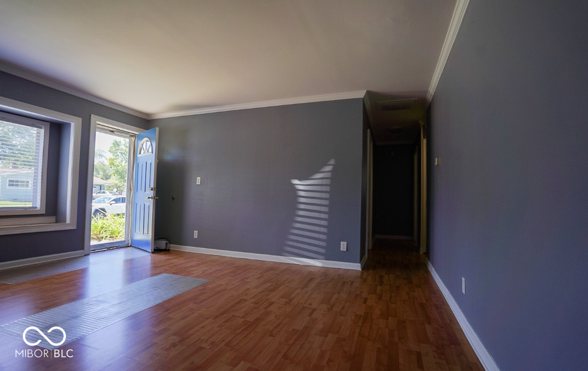 2359 Courtney Road