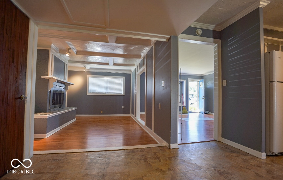 2359 Courtney Road