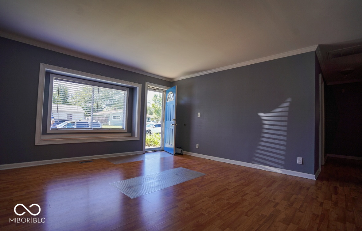2359 Courtney Road