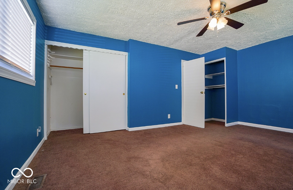 2359 Courtney Road