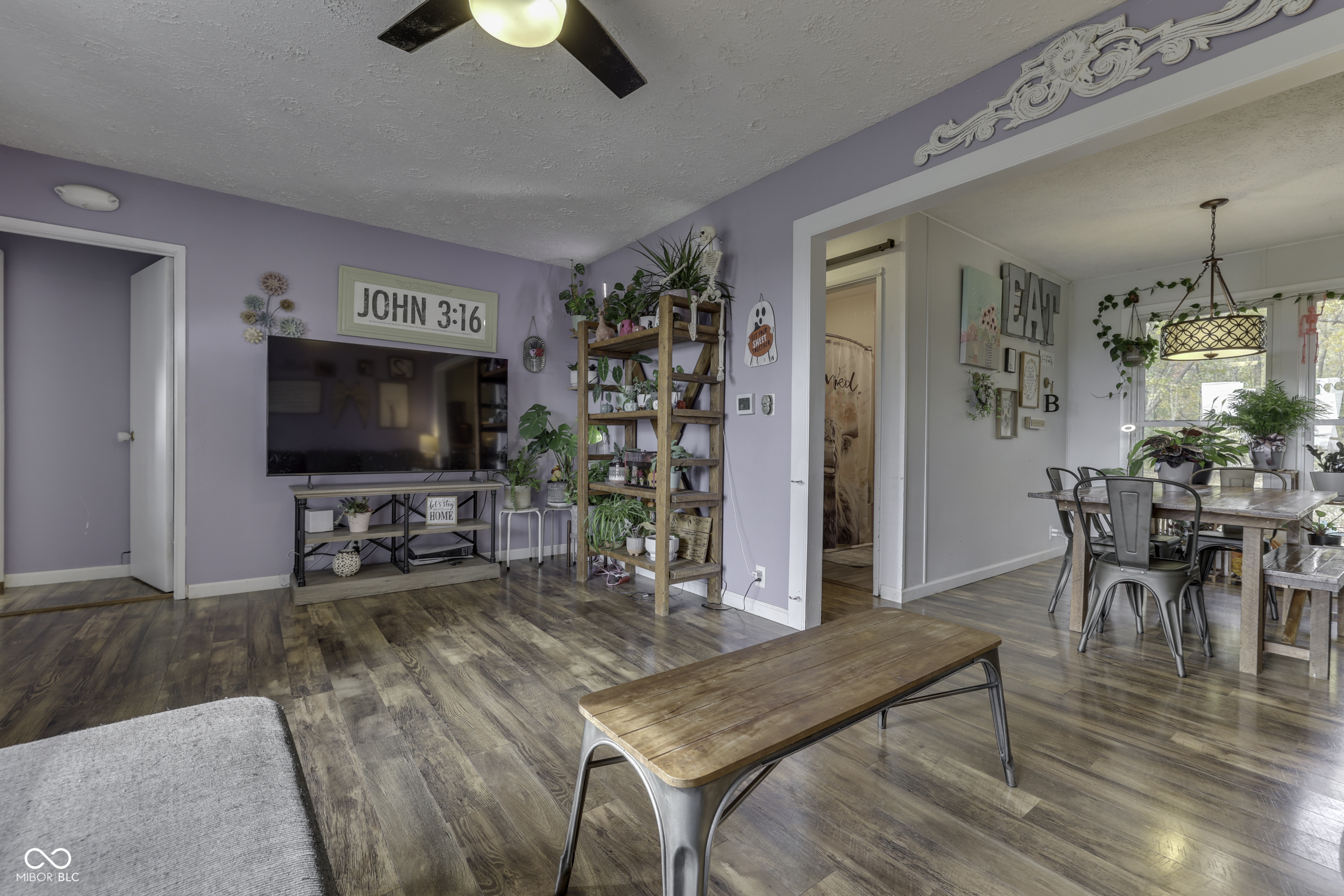 2682 E 500 N