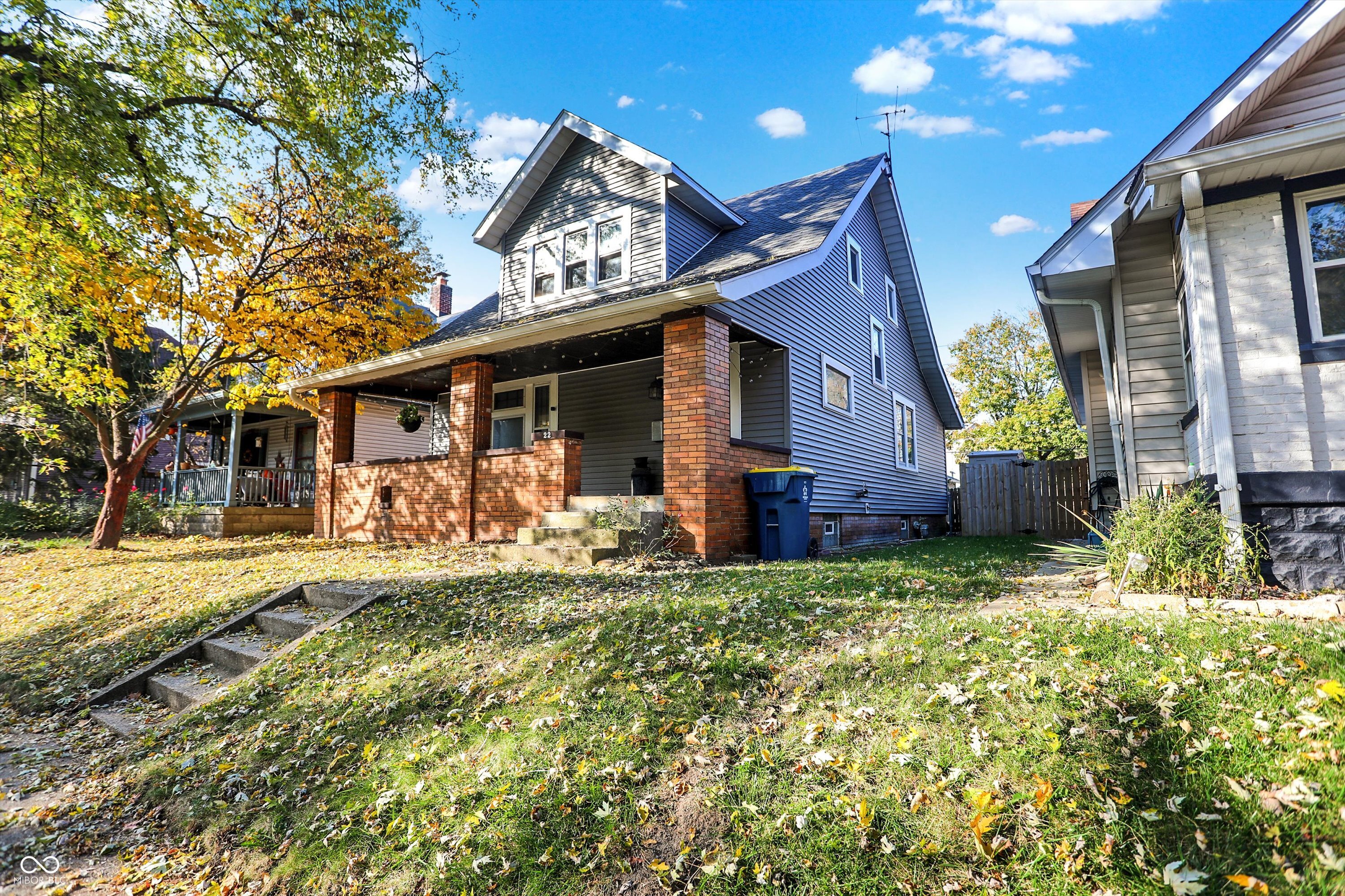22 N Bosart Avenue