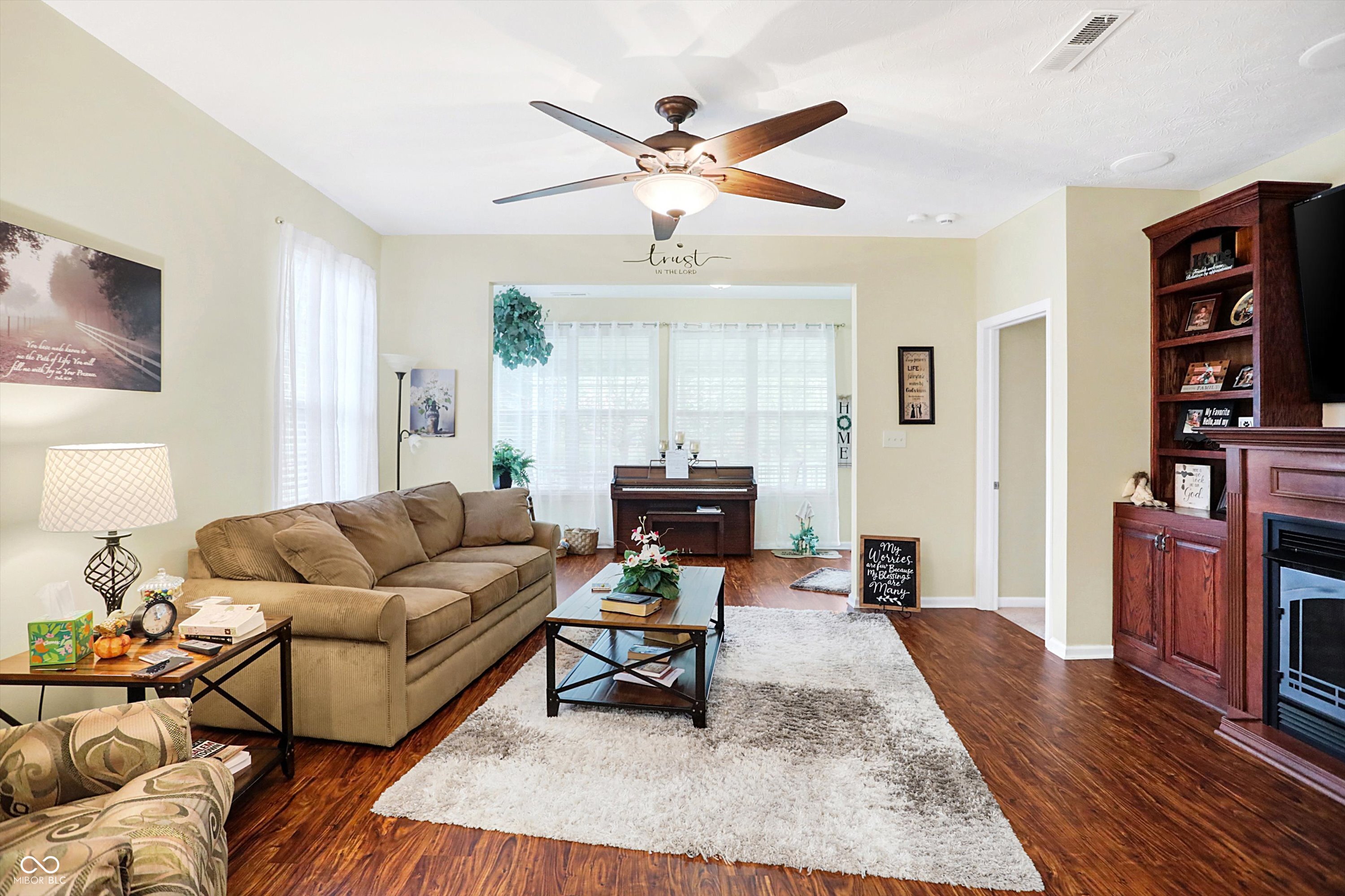 4866 Ozark Lane