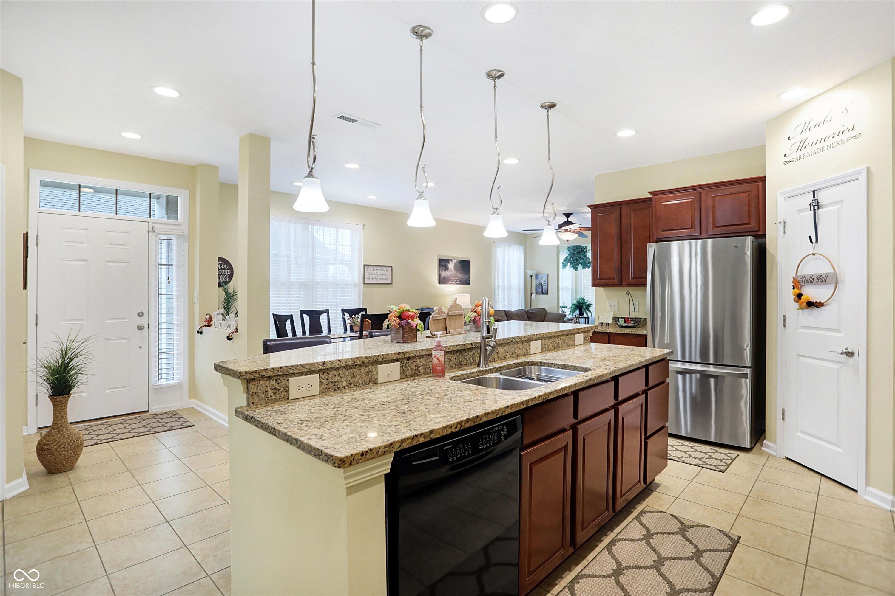4866 Ozark Lane