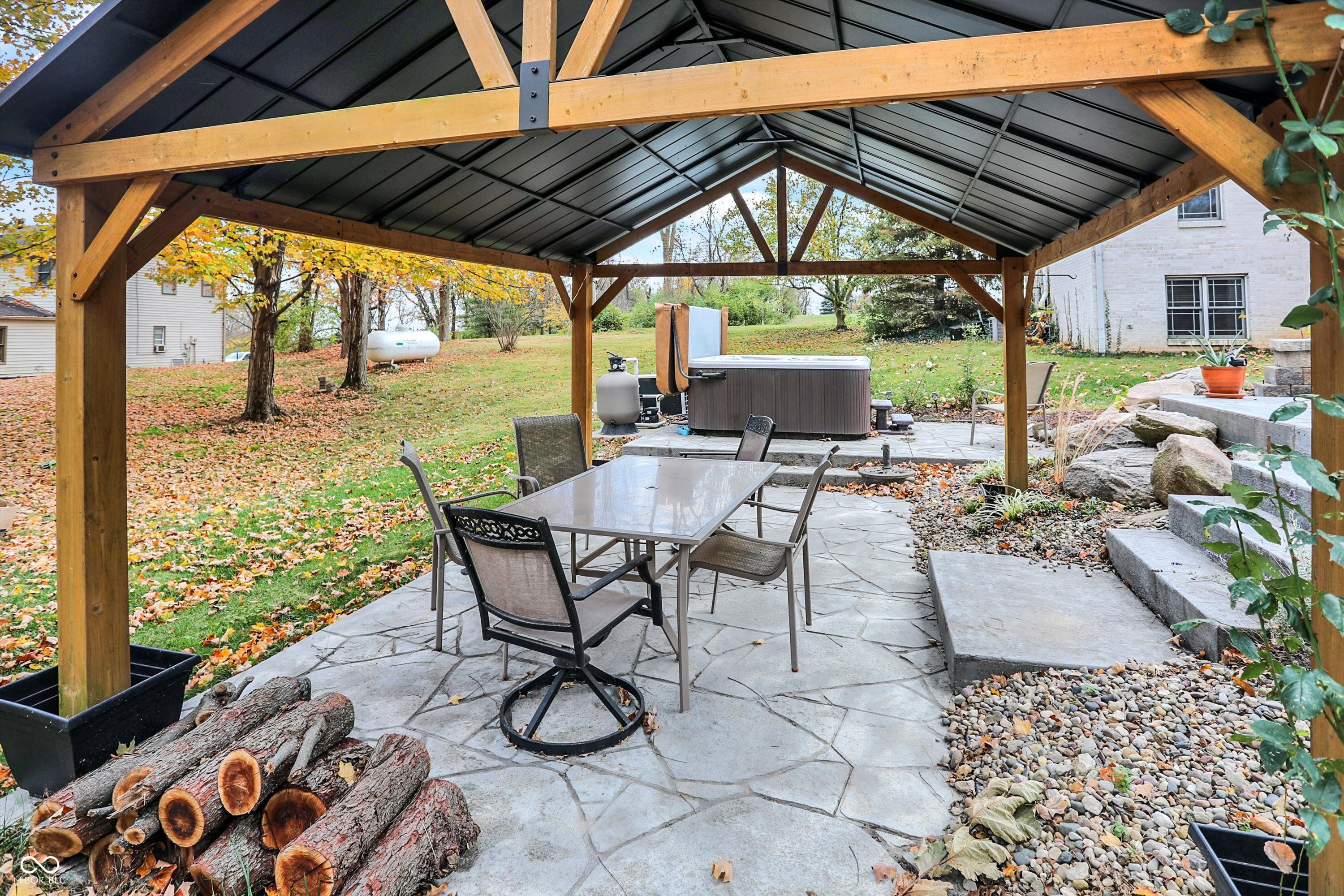 8418 E Hadley Road