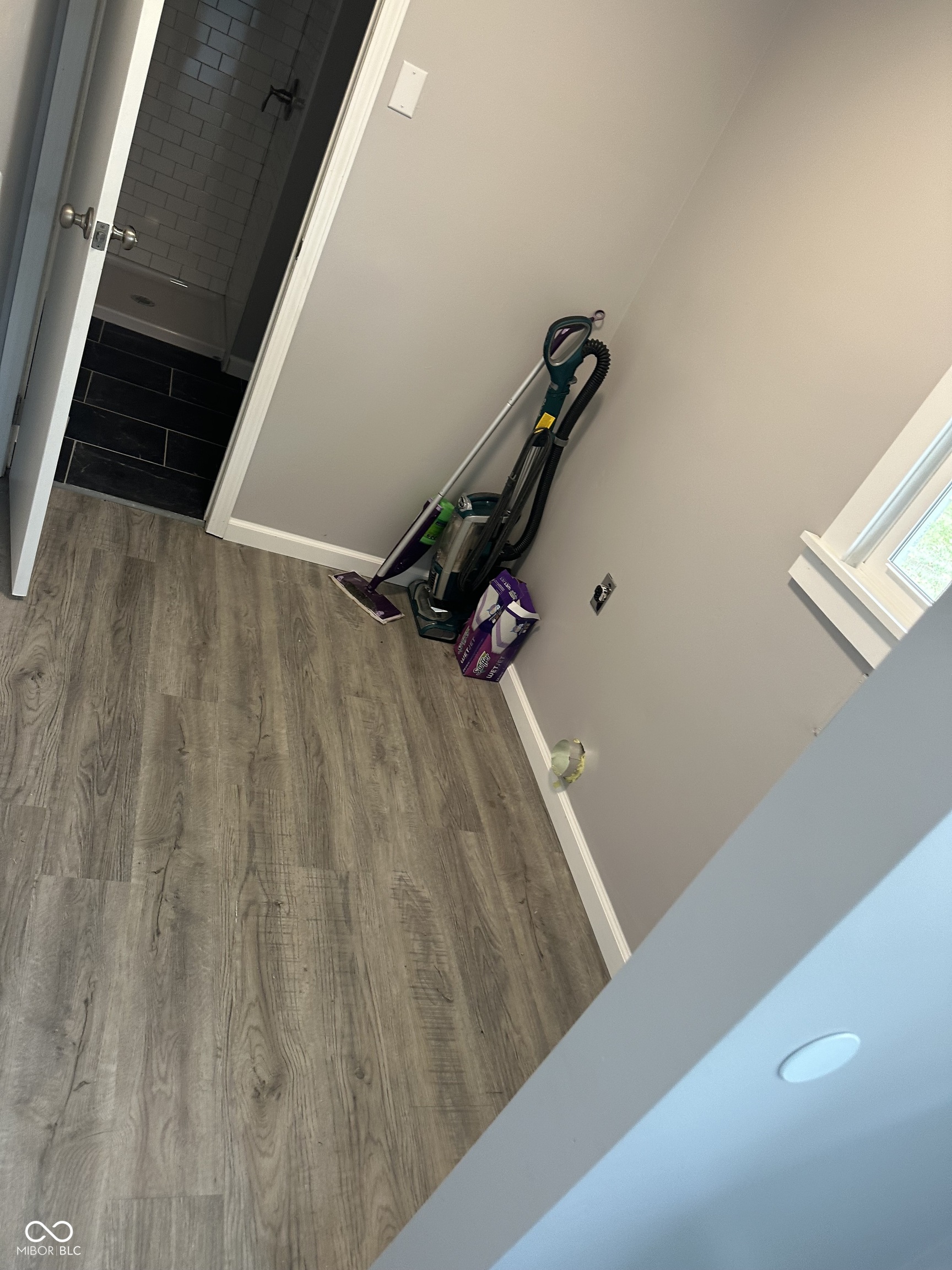 2770 W 38th Street