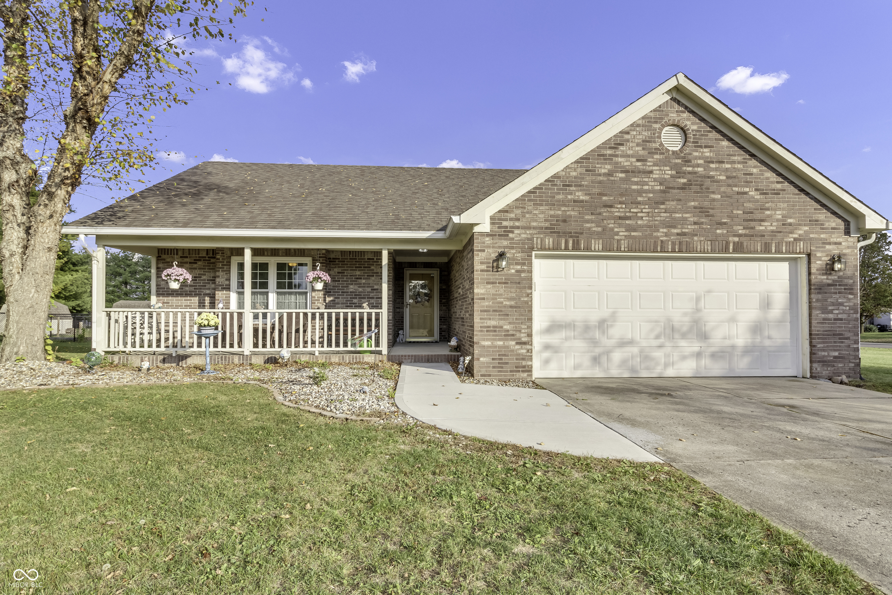 4747 N Mill Court