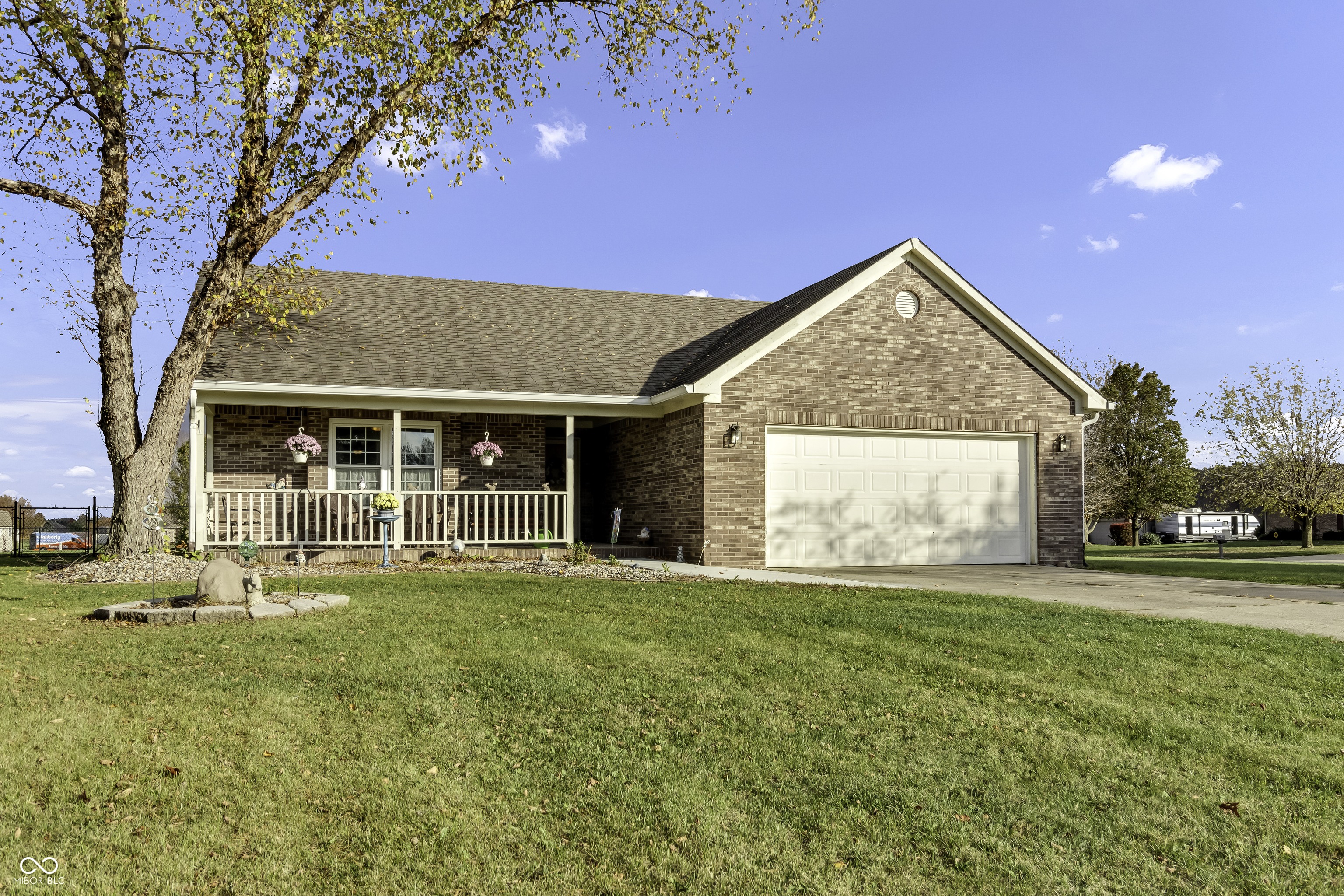 4747 N Mill Court